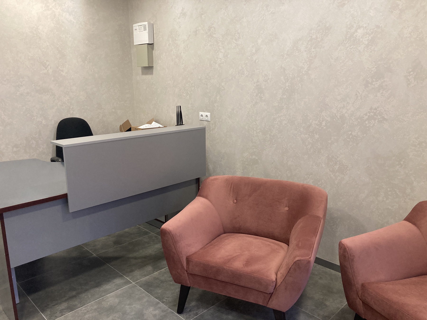 Салон краси, 78 м. кв, дизайнерський ремонт, меблі, Центр