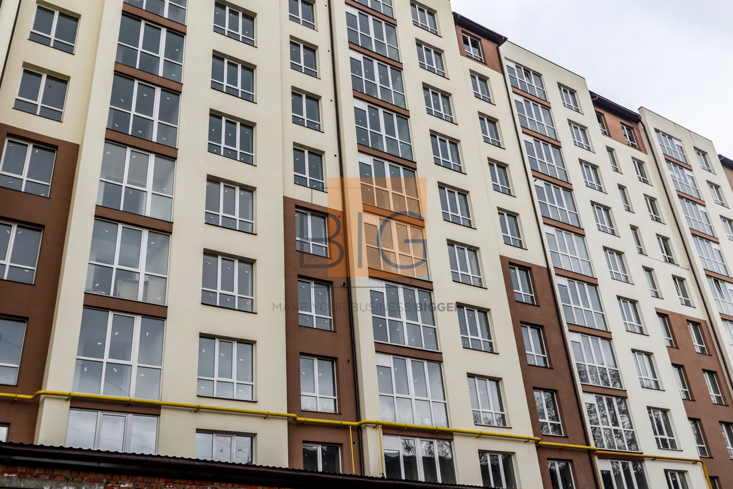 Комерційне приміщення 80,3 м2 з фасадним входом та і/о за вул. Чорновола.