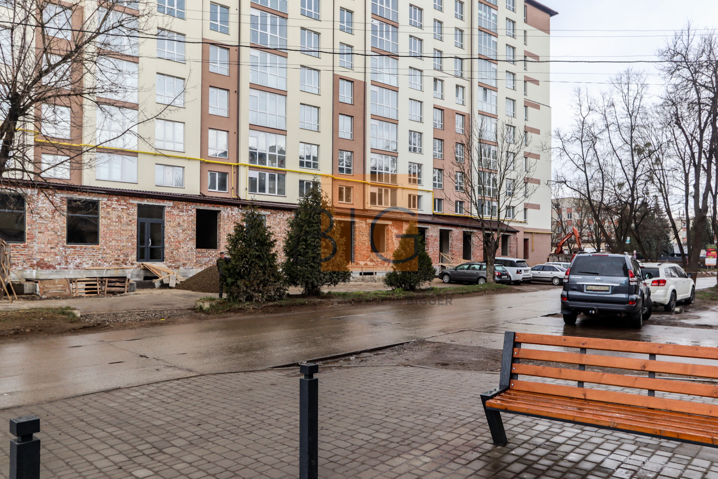 Комерційне приміщення 80,3 м2 з фасадним входом та і/о за вул. Чорновола.