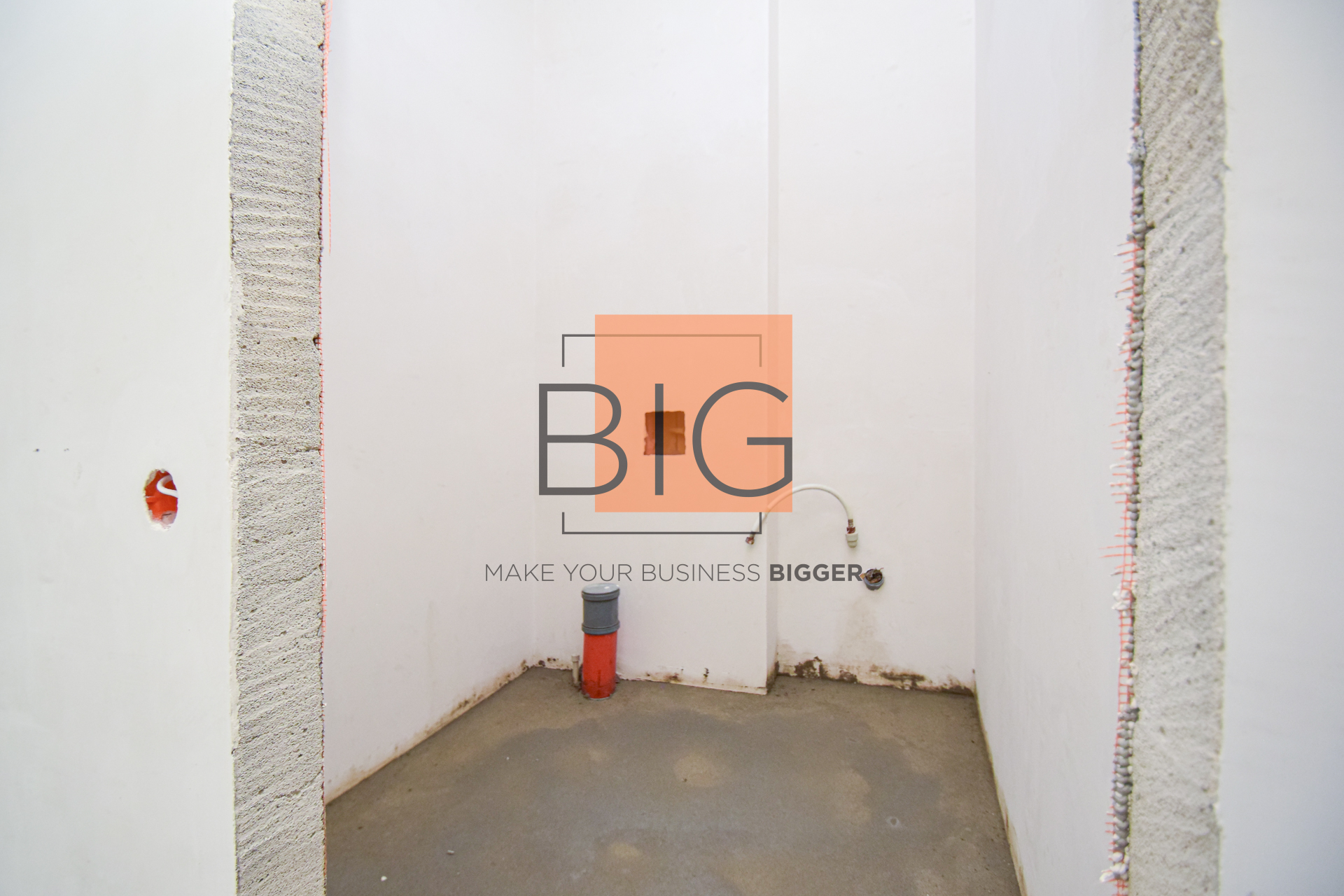 Цокольне приміщення 50 м2 з частковим ремонтом в центрі за вул. Крушельницької