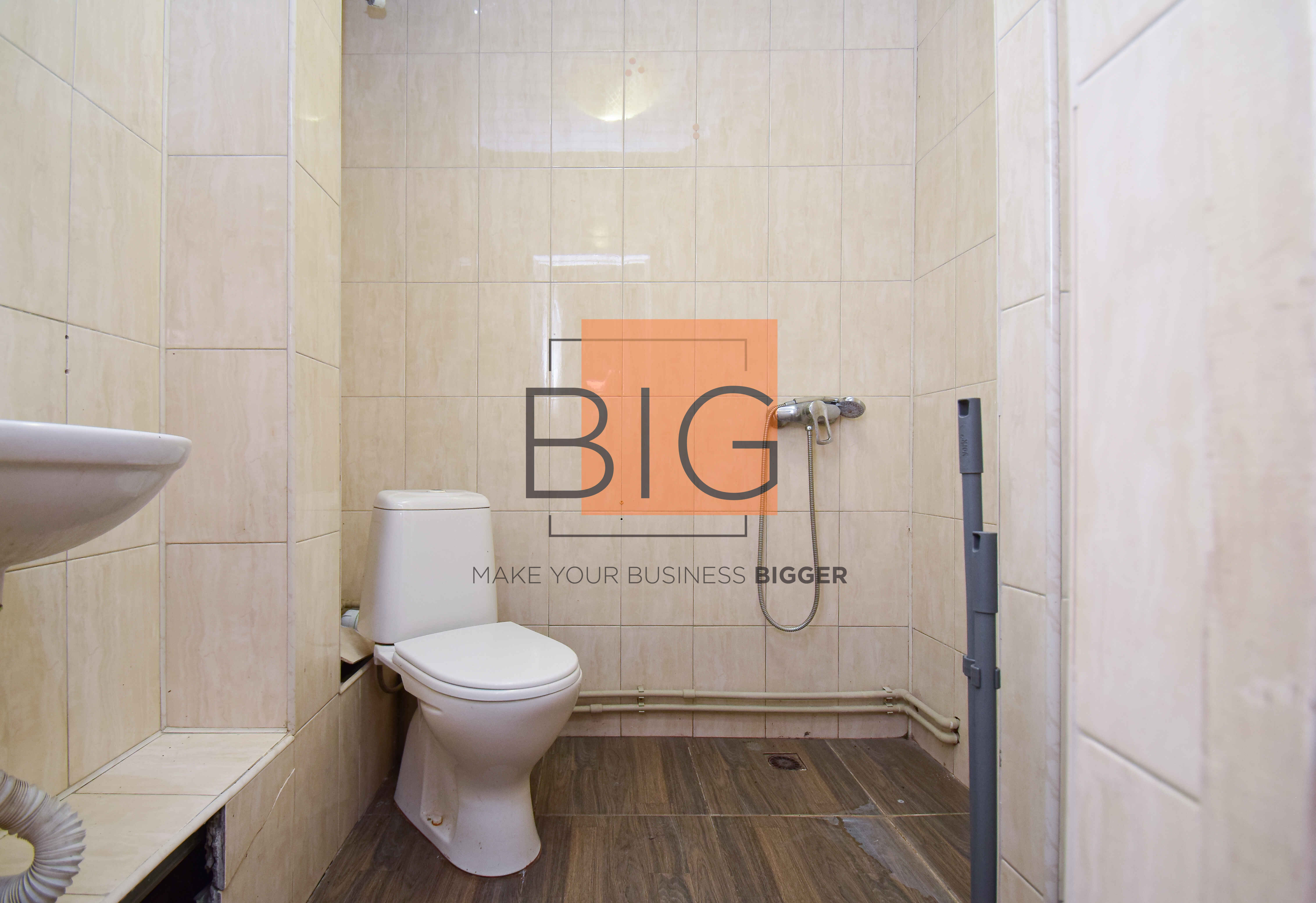 Приміщення 50 м2 з і/о в центрі біля парку за вул. Опільського