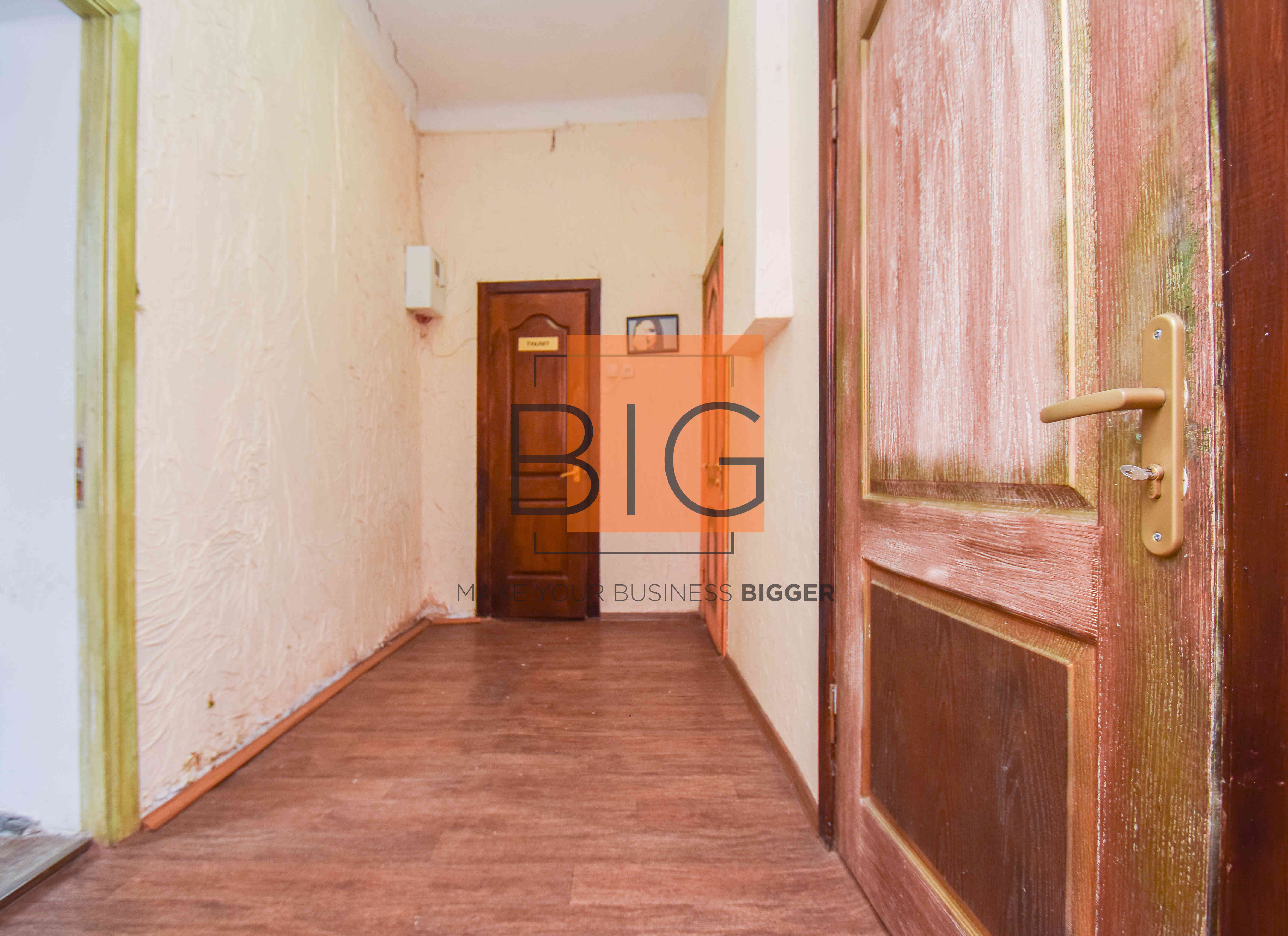 Приміщення 50 м2 з і/о в центрі біля парку за вул. Опільського