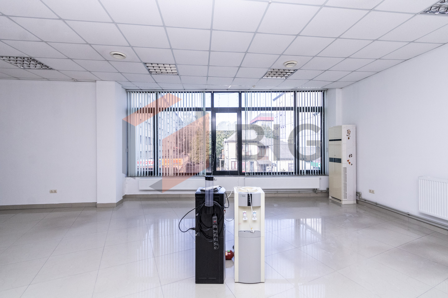 Офісний простір 1080 м² у центрі Івано-Франківська | ТЦ «Бельведер»