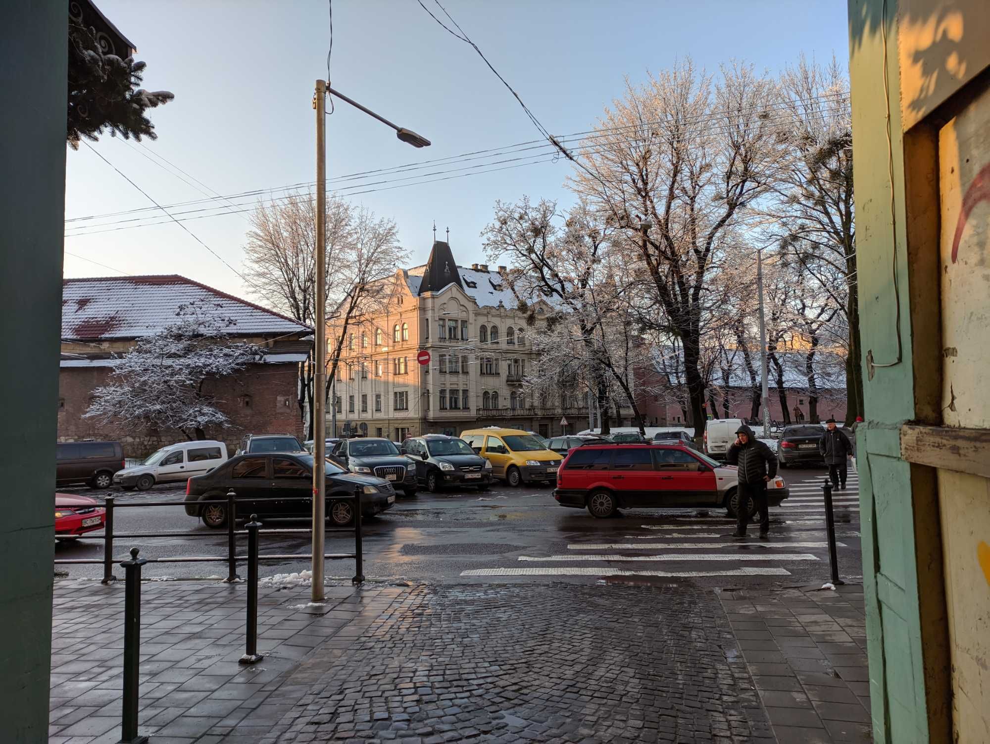 Комерційне приміщення за вул. Винниченка з ремонтом