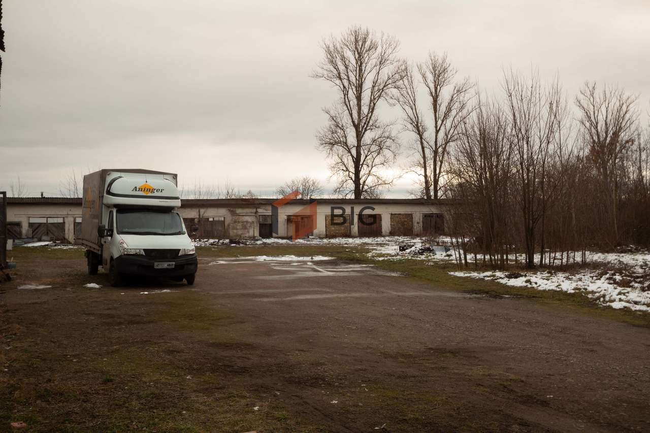 Земельна ділянка 3,24 га або готовий бізнес в с. Берегомет