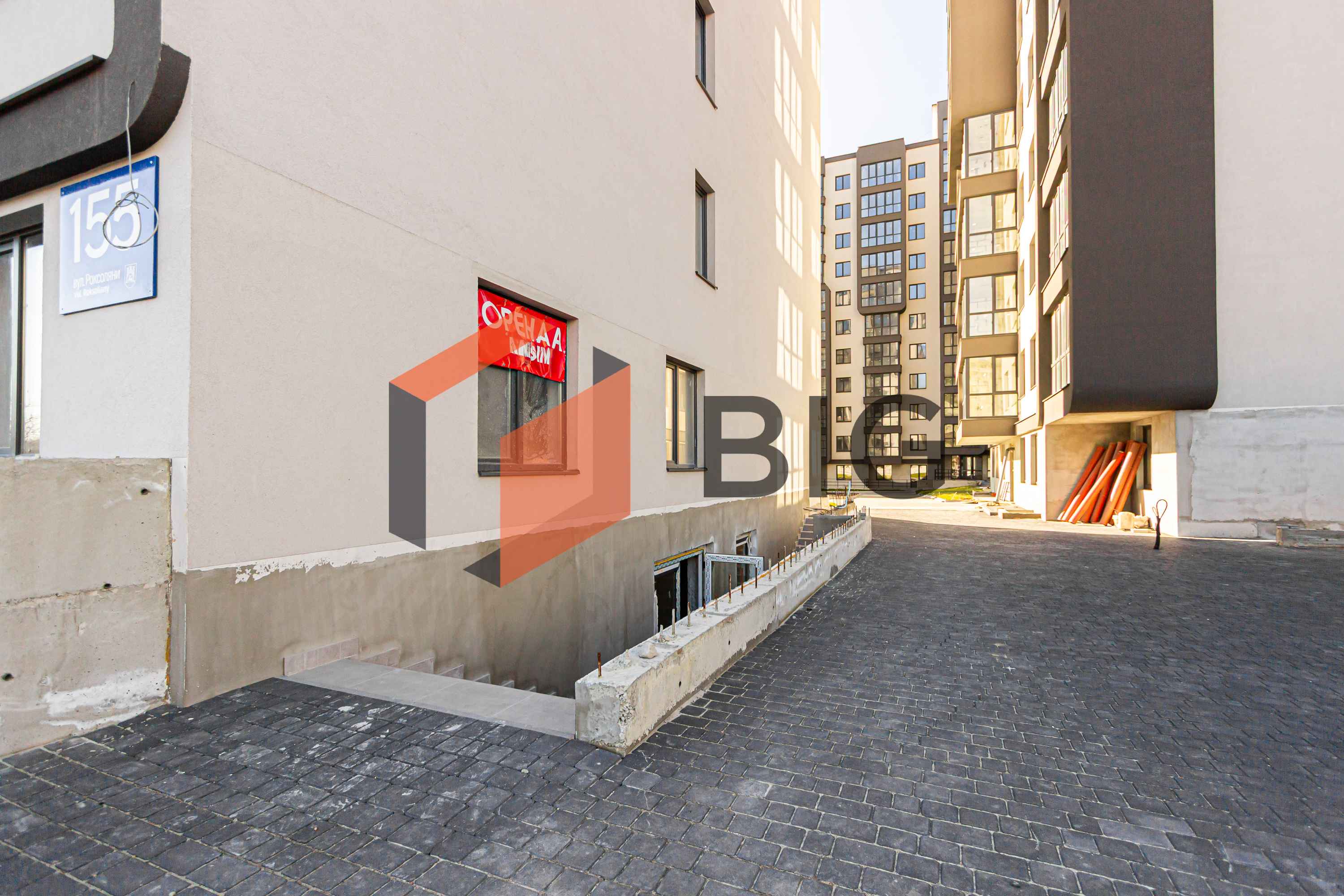 Продаж комерційного приміщення без комісії - 146 м² в ЖК R2 Residence Роксоляни (Залізничний район)