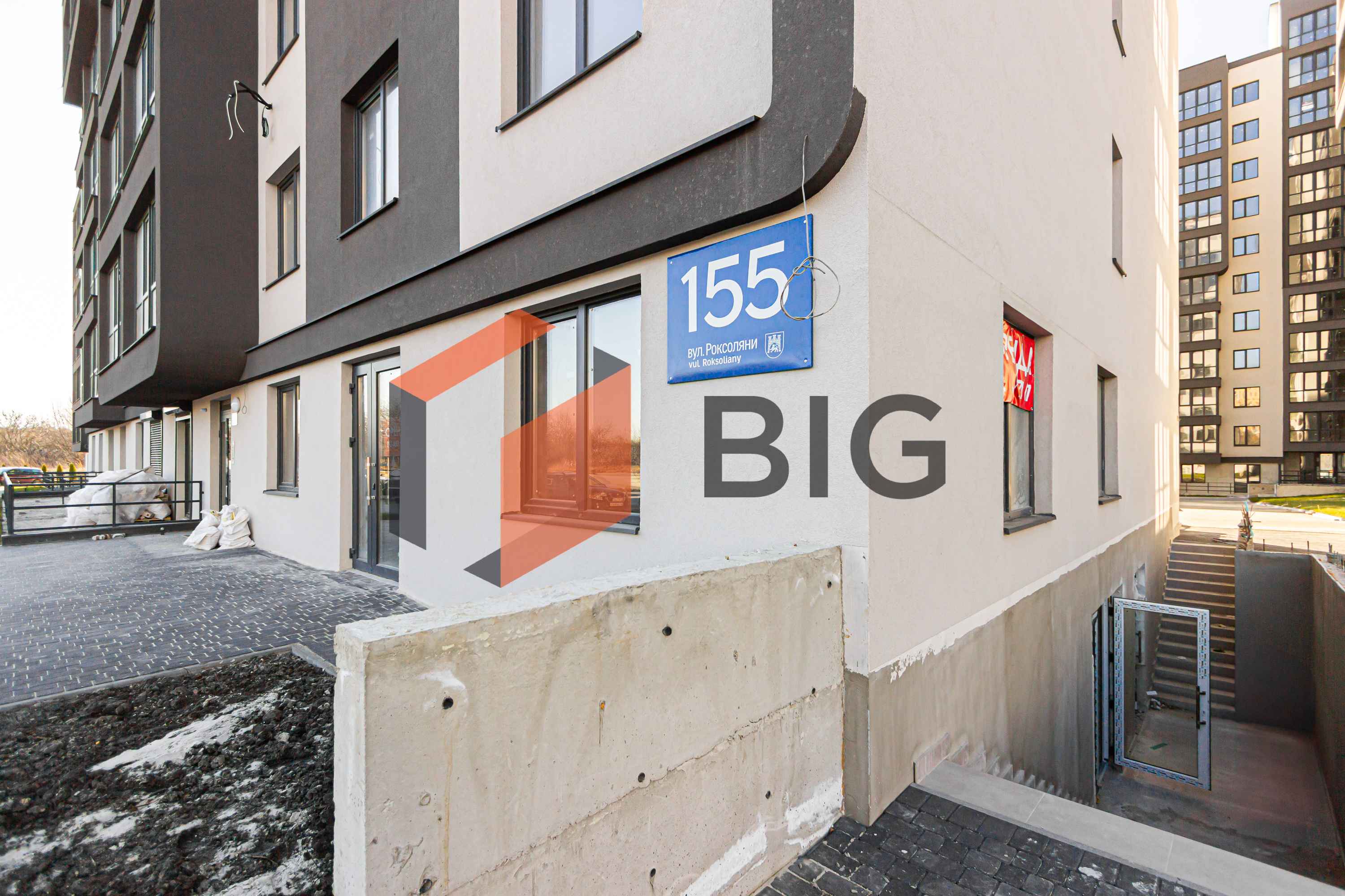 Продаж комерційного приміщення без комісії - 146 м² в ЖК R2 Residence Роксоляни (Залізничний район)