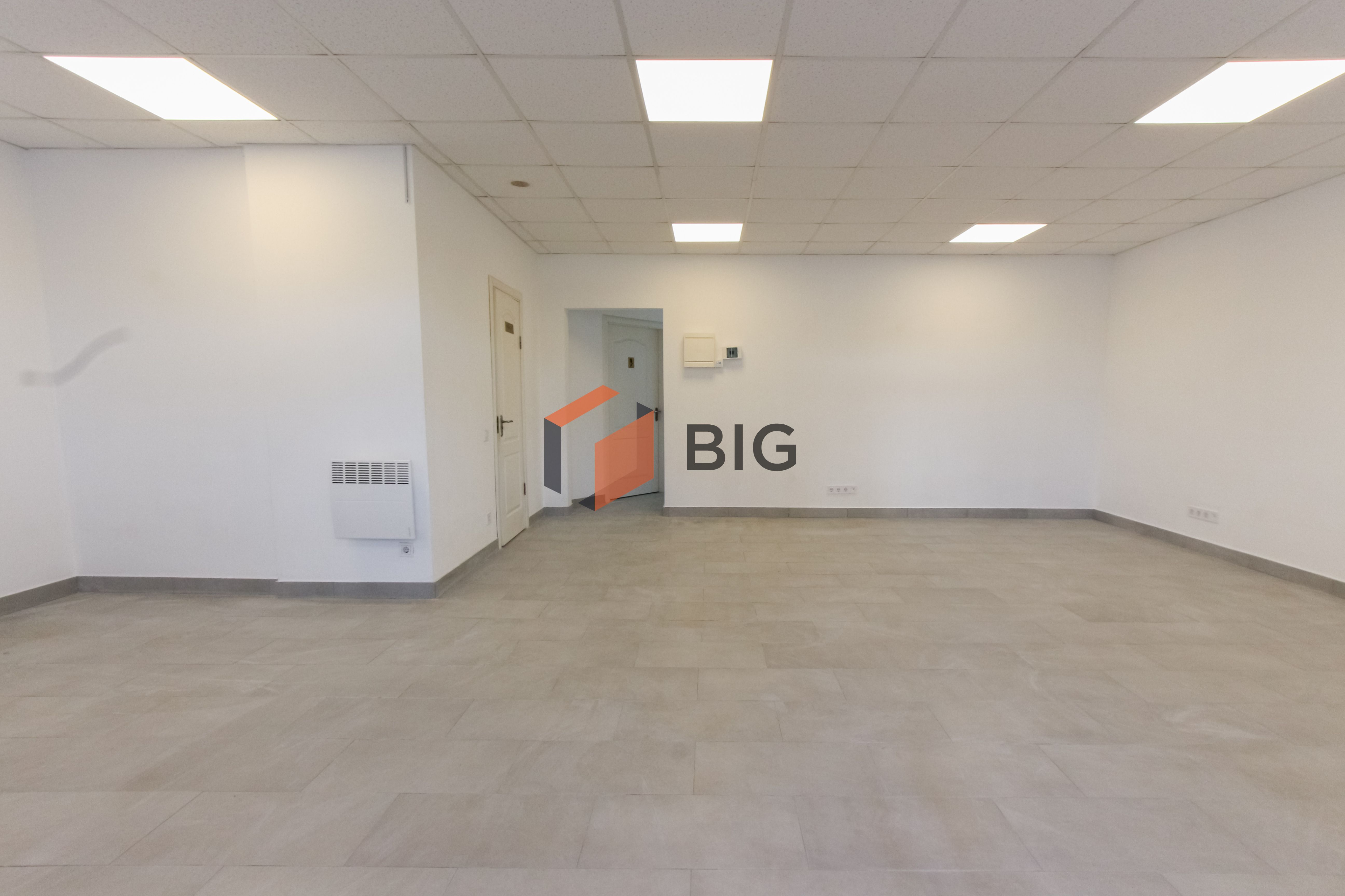 Продаж комерційних приміщень у ЖК “Британія Hall”
