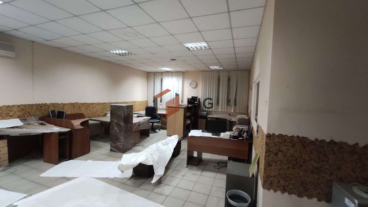 Здається в оренду група офісних приміщень по вул. Володимирській