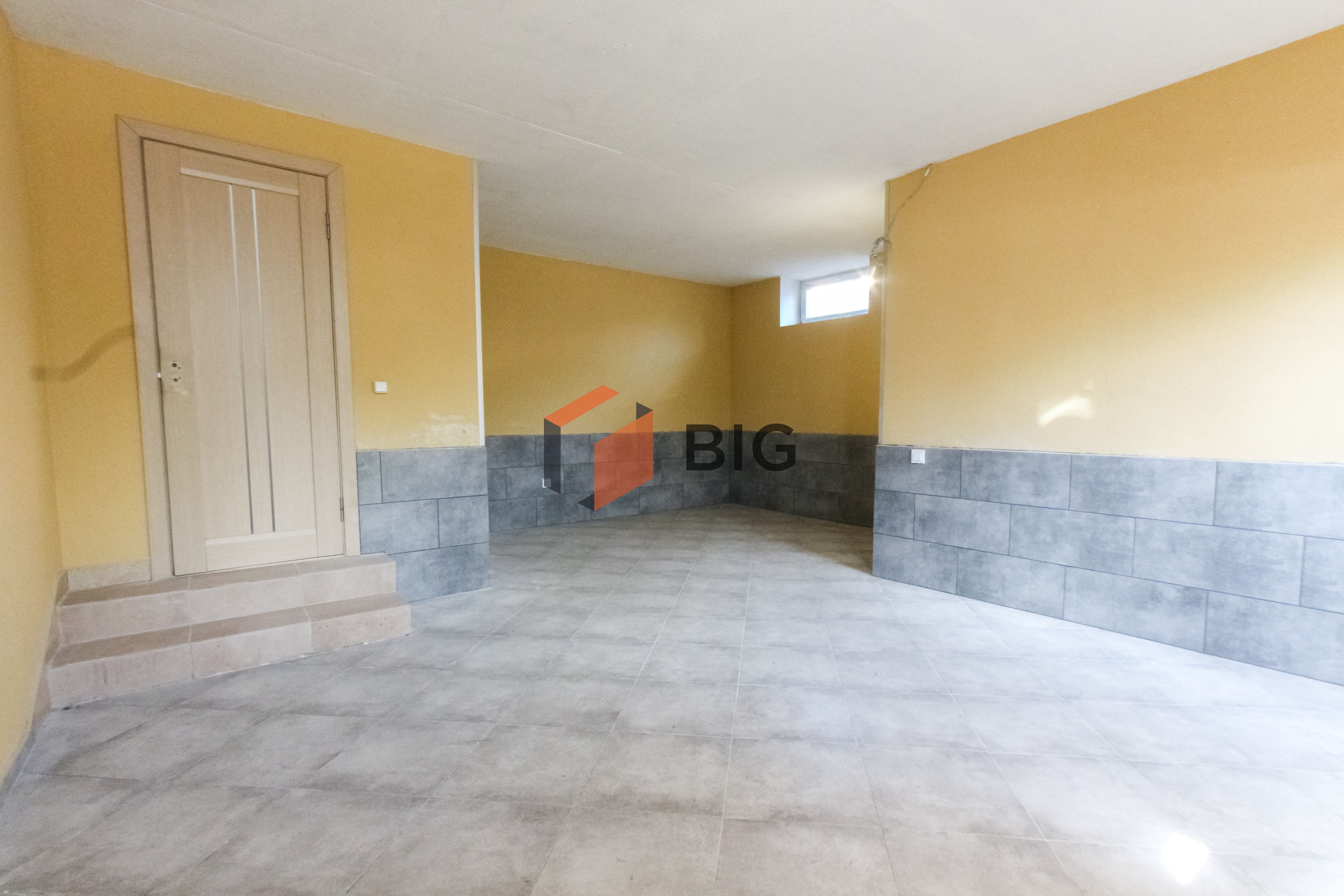 Продаж Комерційного Приміщення 33 м2 м.Луцьк вул.Теремнівська 98 А