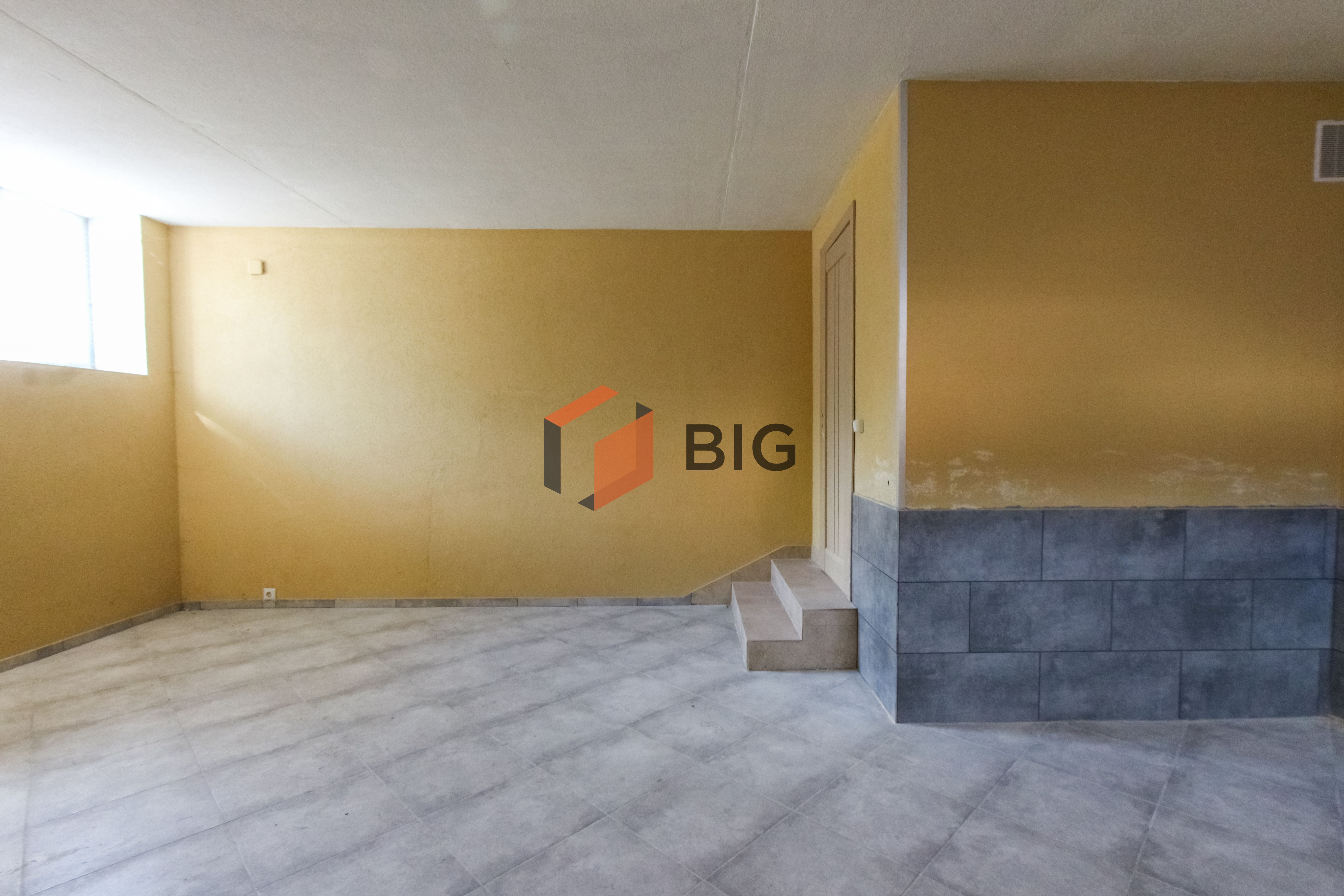 Продаж Комерційного Приміщення 33 м2 м.Луцьк вул.Теремнівська 98 А