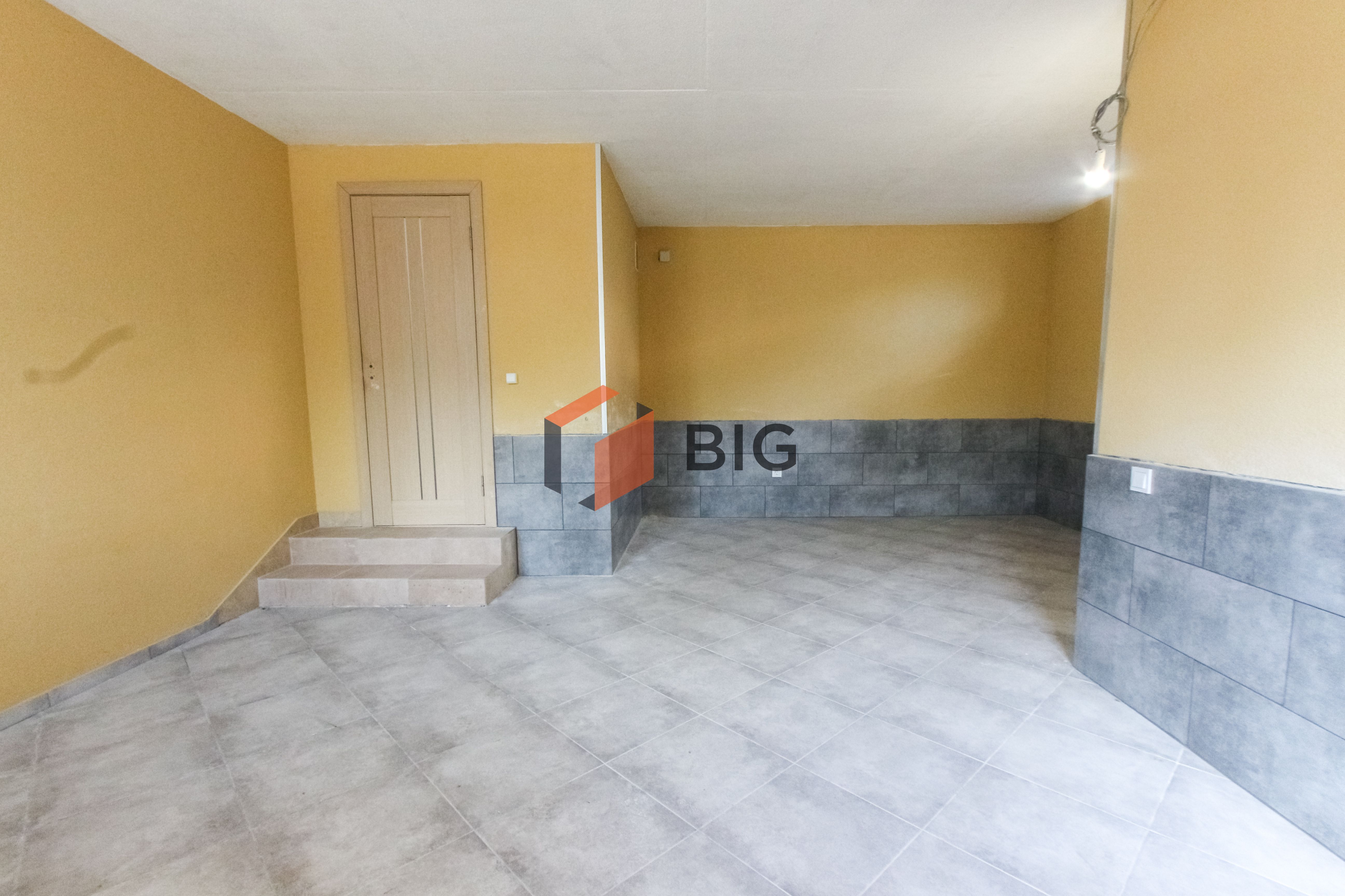 Продаж Комерційного Приміщення 33 м2 м.Луцьк вул.Теремнівська 98 А