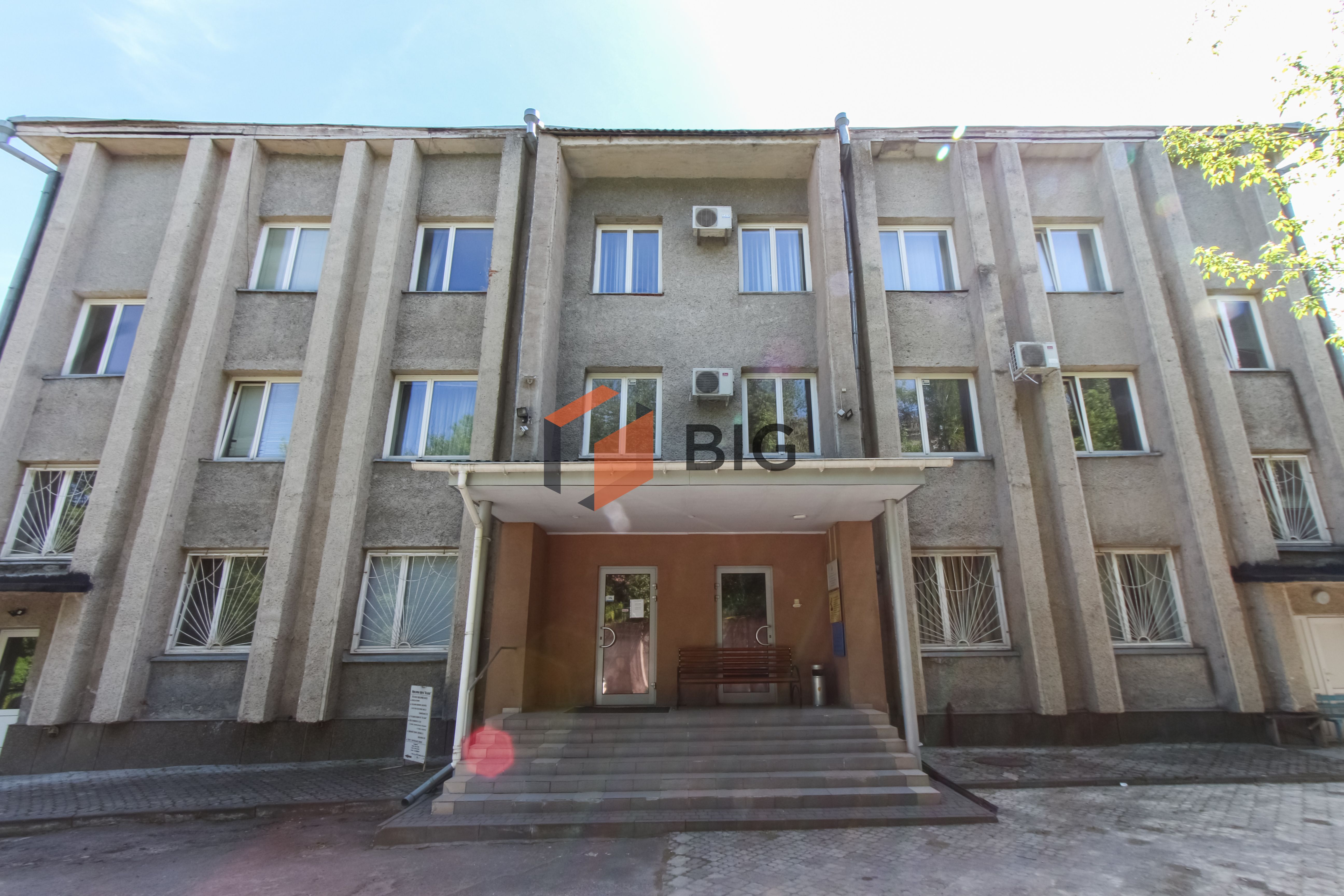 Оренда офісного приміщення в центрі міста – вул. Словацького, 30