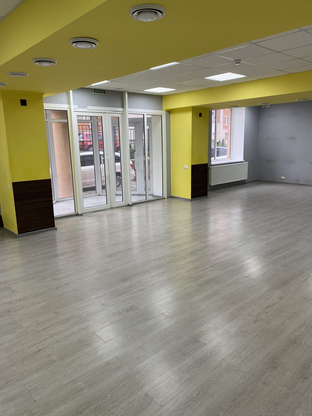 Комерційне приміщення по вул. Вербицького 26