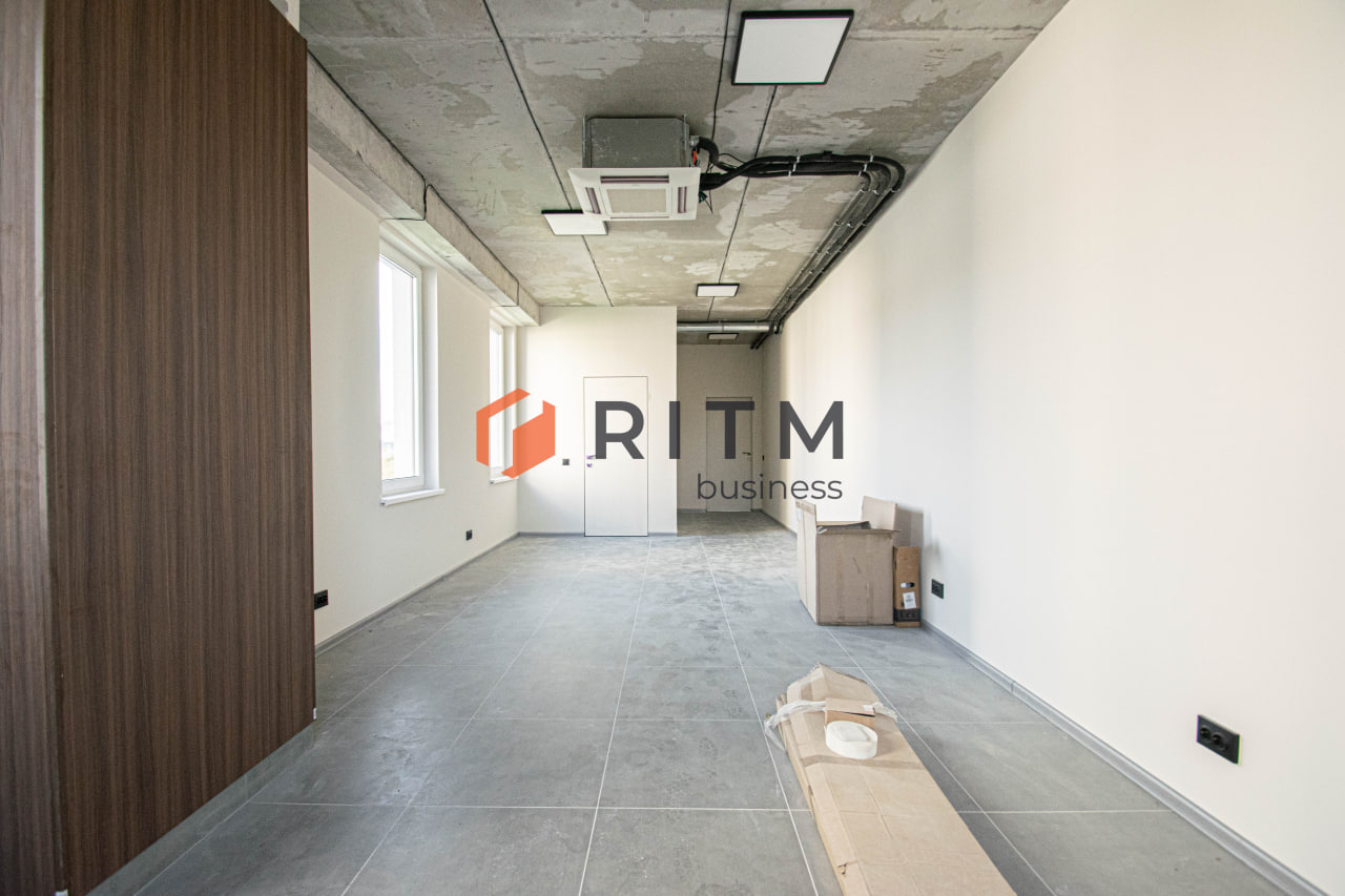 Продаж офісного приміщення в БЦ "Forum", м. Тернопіль, вул. Паращука, 14