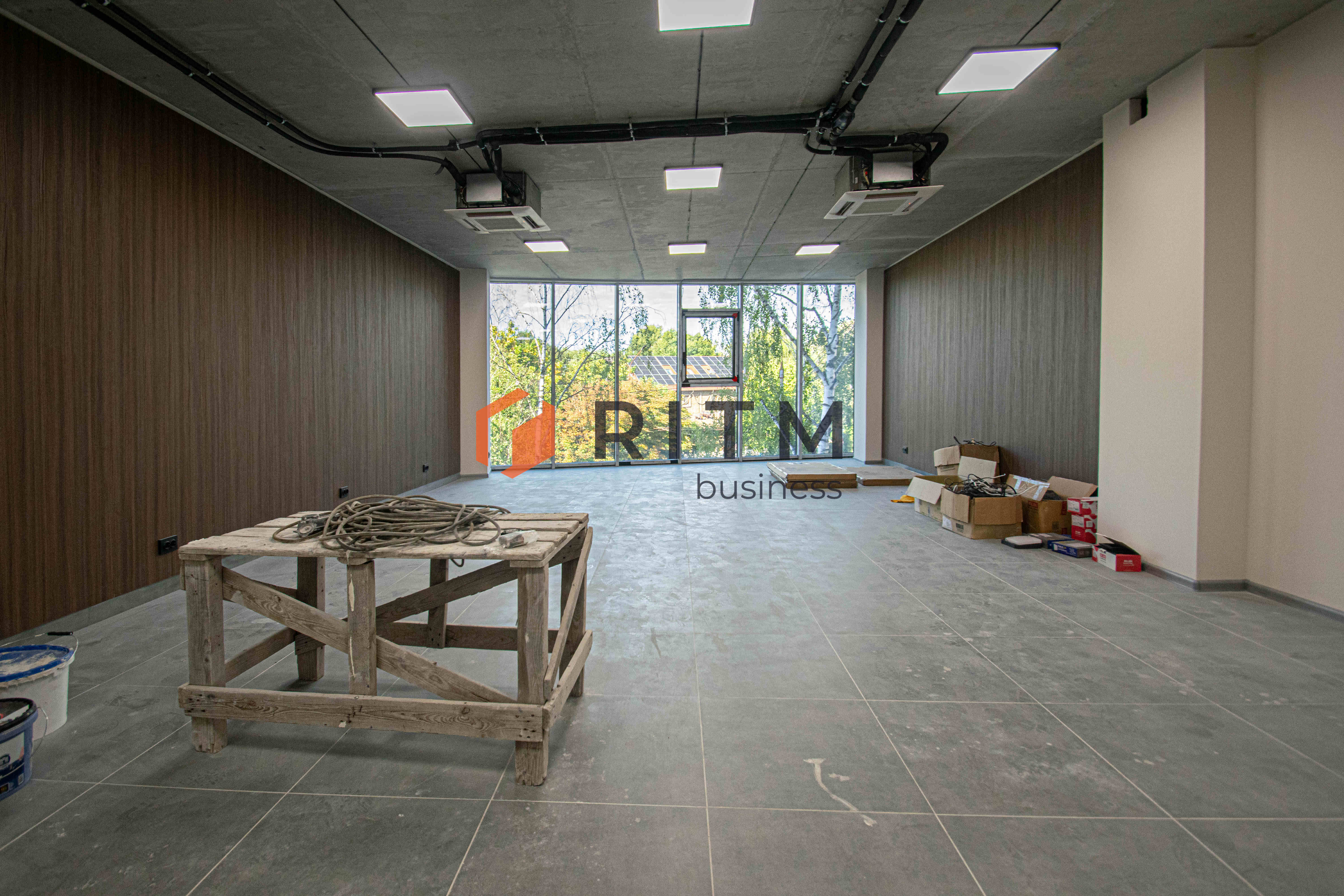 Продаж офісного приміщення в БЦ "Forum", м. Тернопіль, вул. Паращука, 14