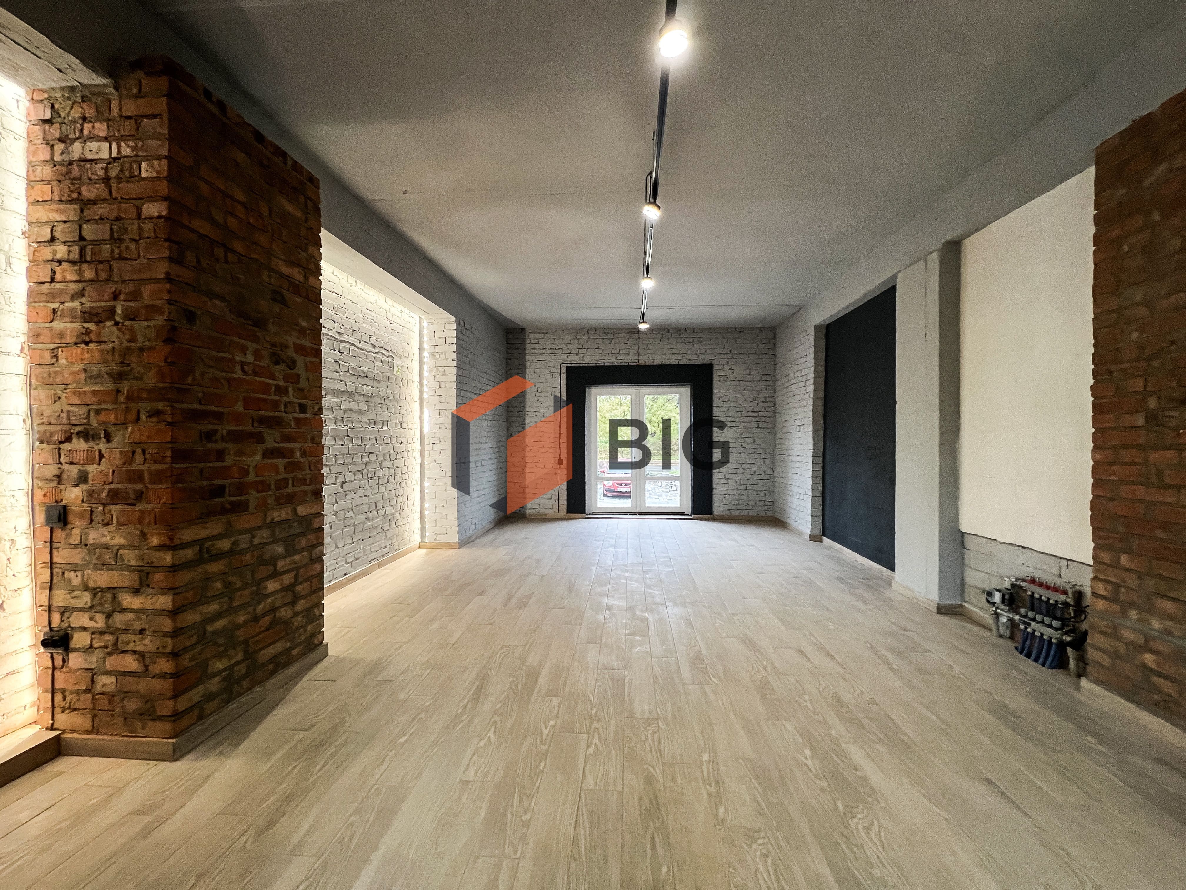 Оренда приміщення 43 м2 в новобудові! Новий ремонт!