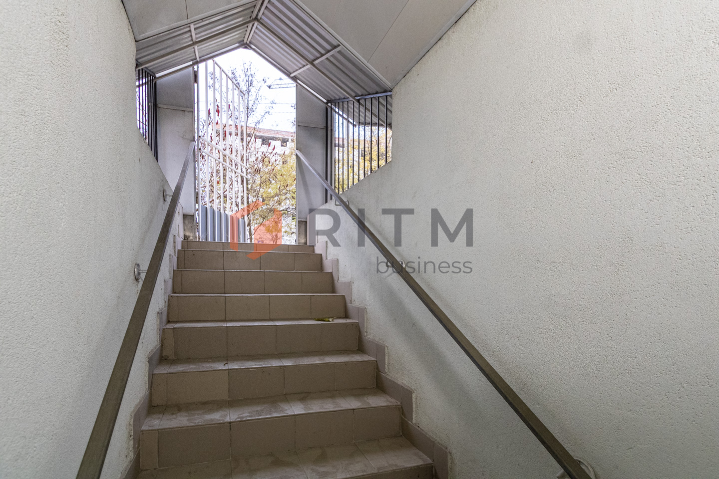 Здам в оренду комерційне приміщення під будь-який вид діяльності в мікрорайоні Пасічна