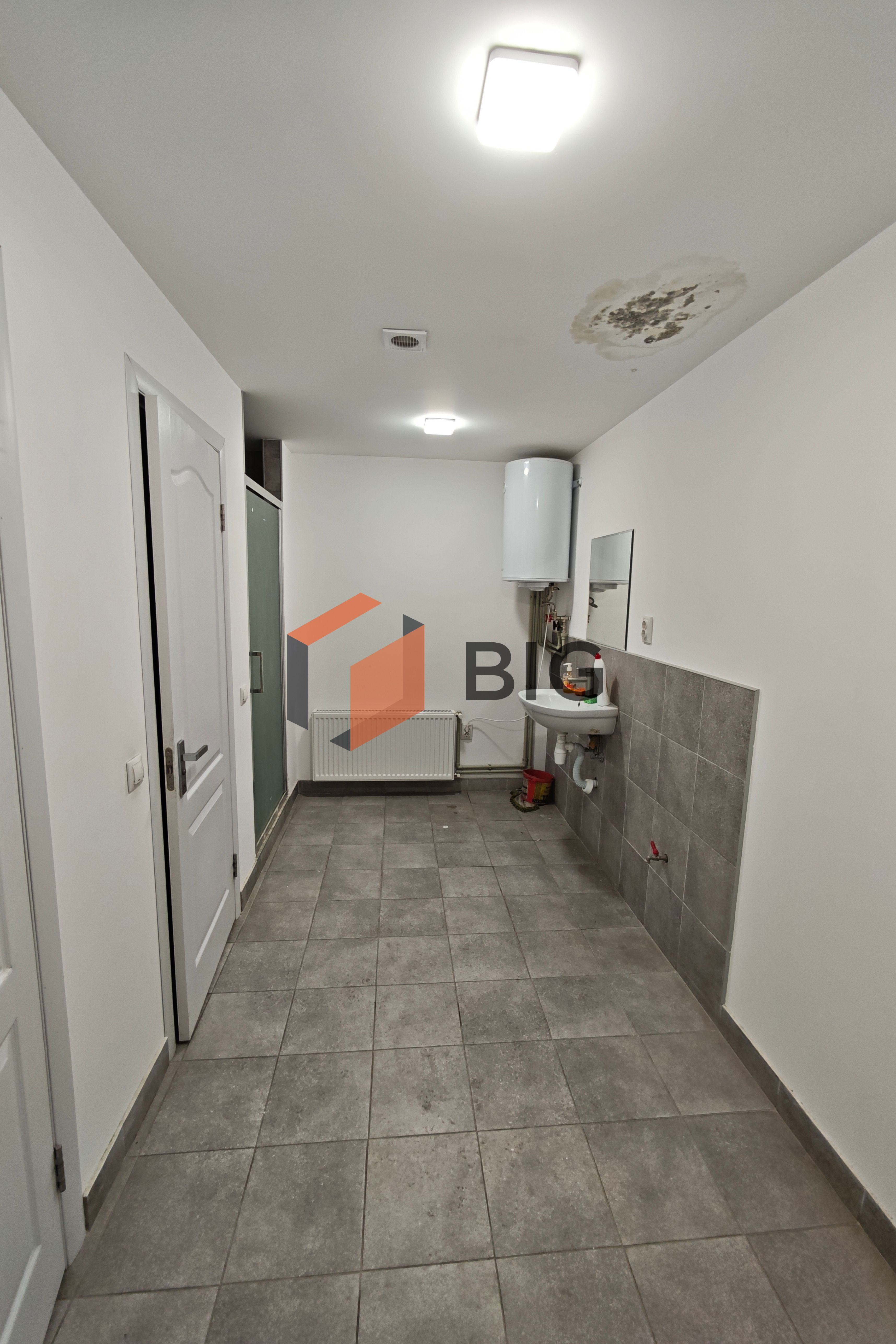 Здаються в оренду офісні приміщення по вул. Карбишева