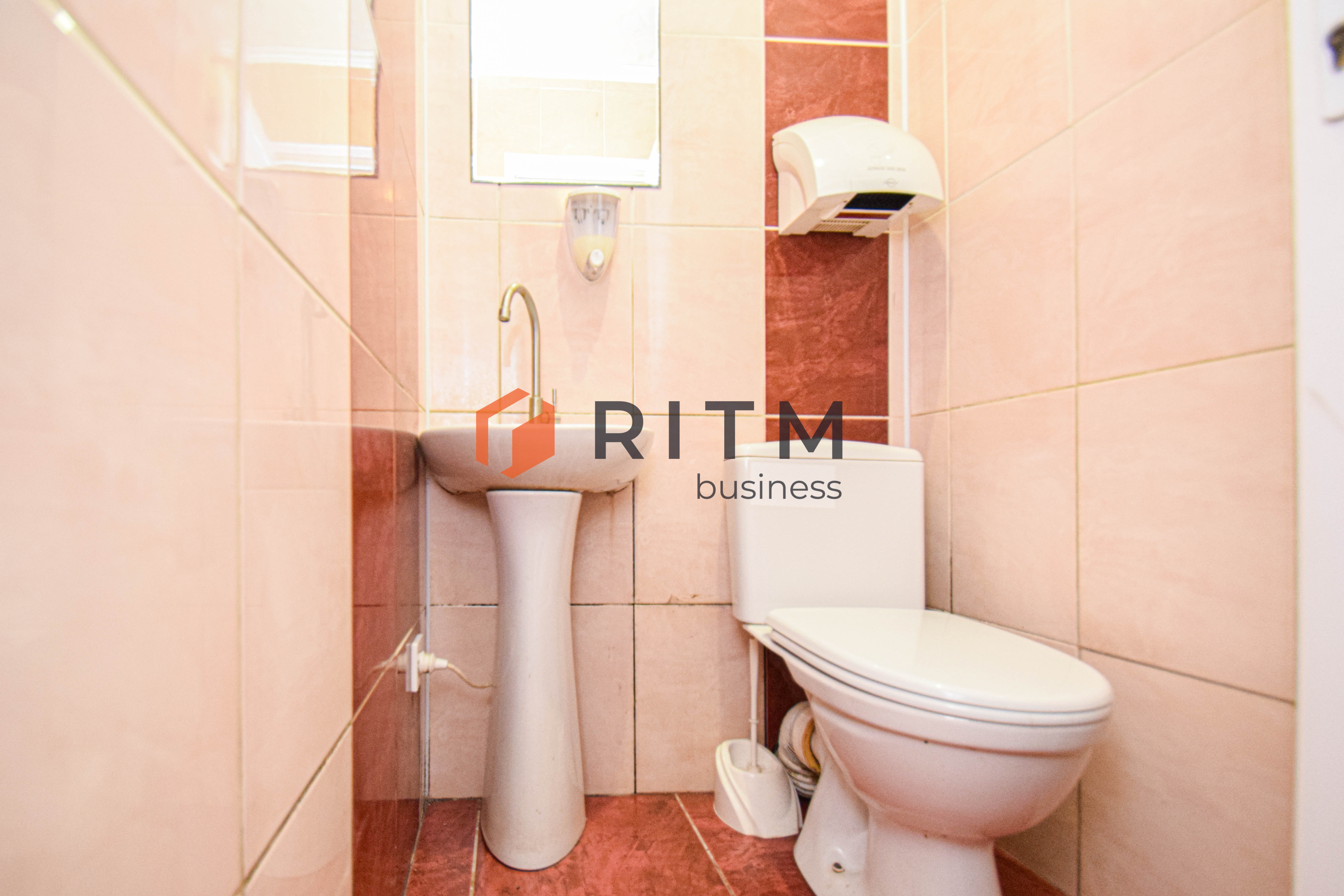 Оренда комерційного приміщення — вул. 15 Квітня (район БАМ, ринок «Оріон»)