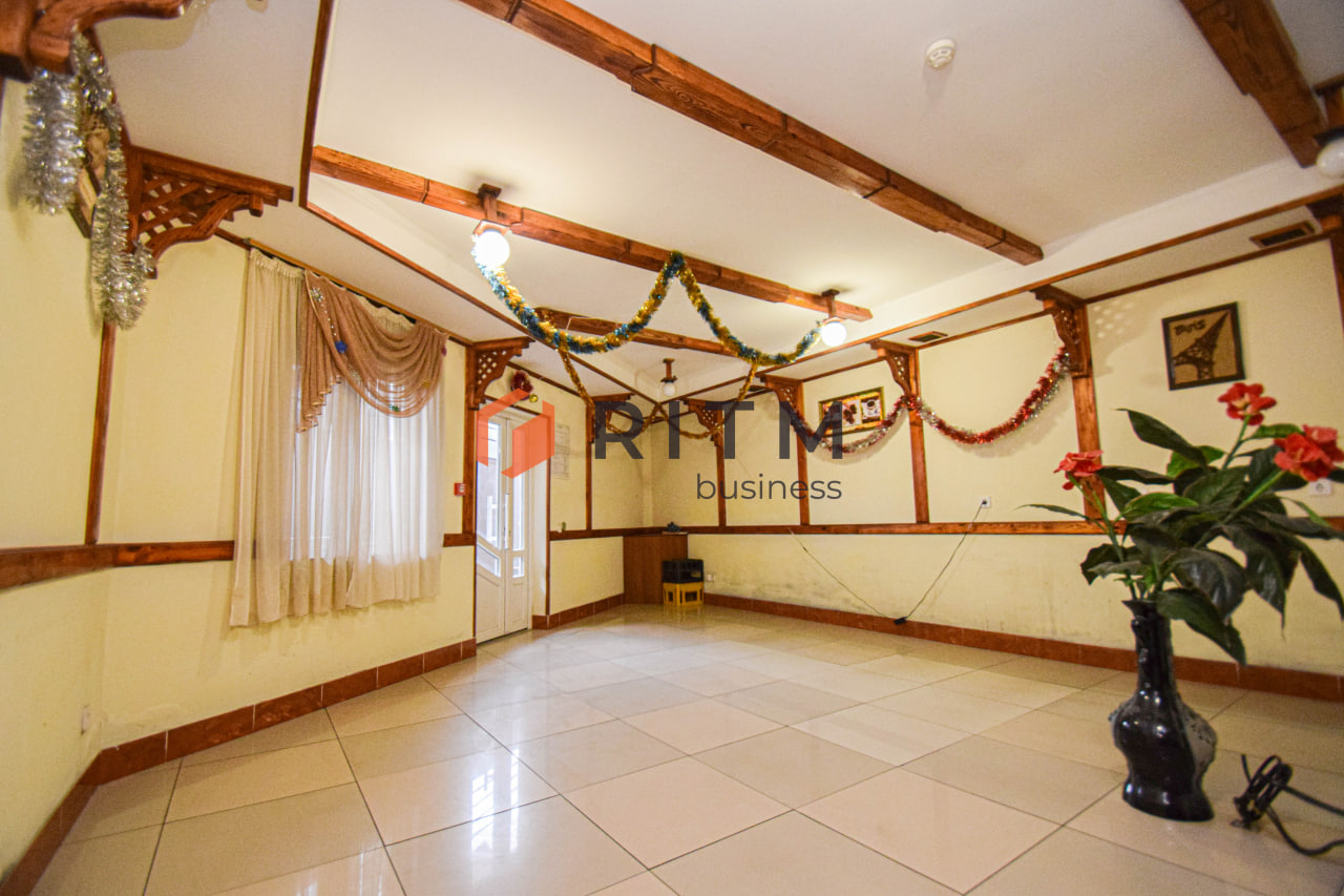 Оренда комерційного приміщення — вул. 15 Квітня (район БАМ, ринок «Оріон»)