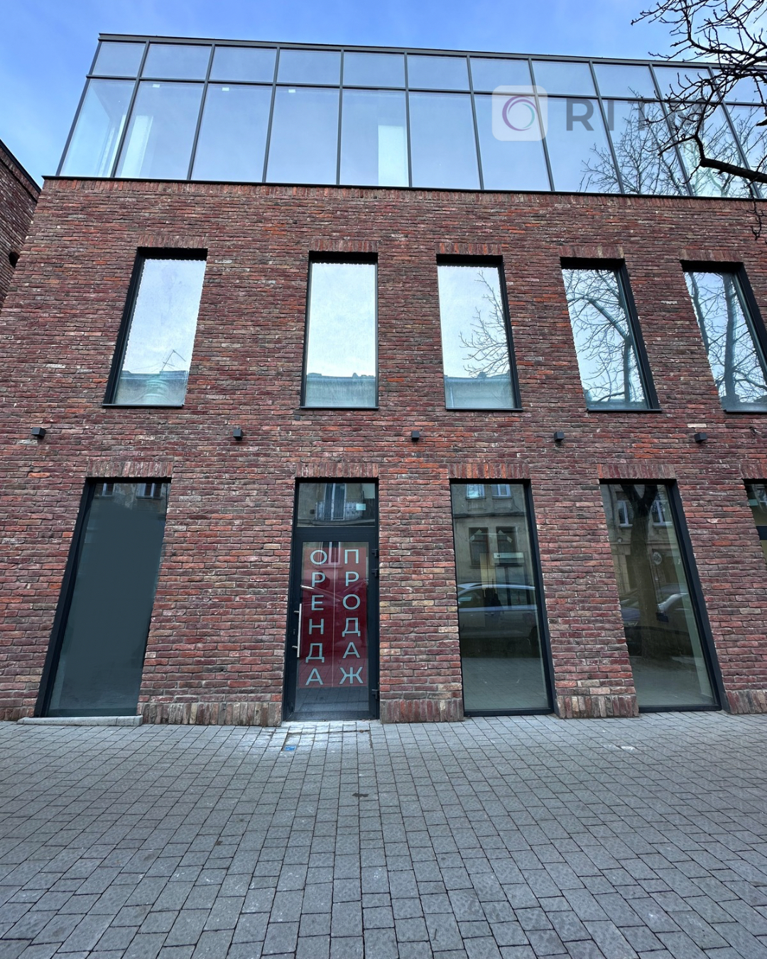 Оренда фасадного приміщення площею 95м2 по вул. Хімічна