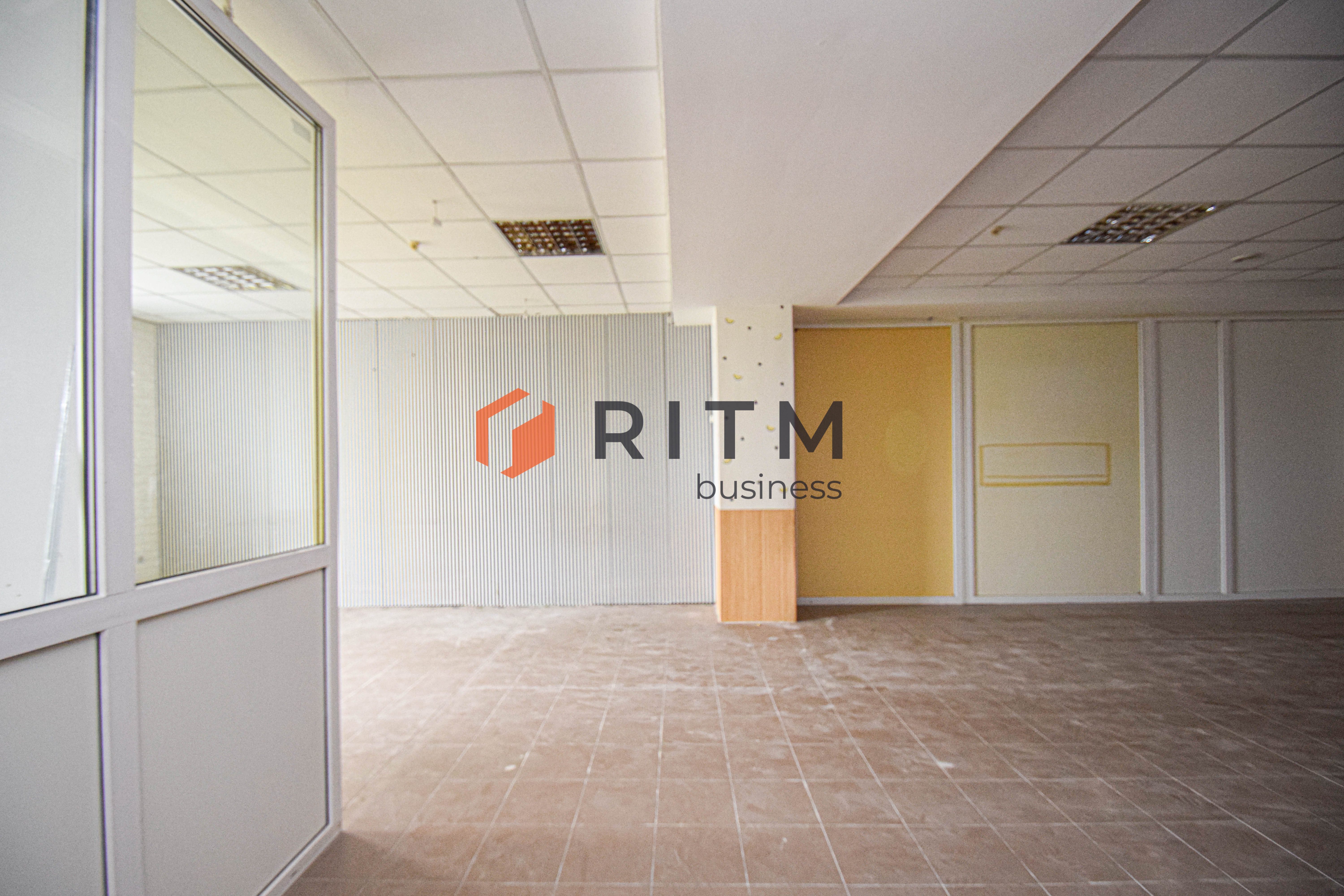 Оренда комерційного приміщення 130м2 по вул. Володимира Великого