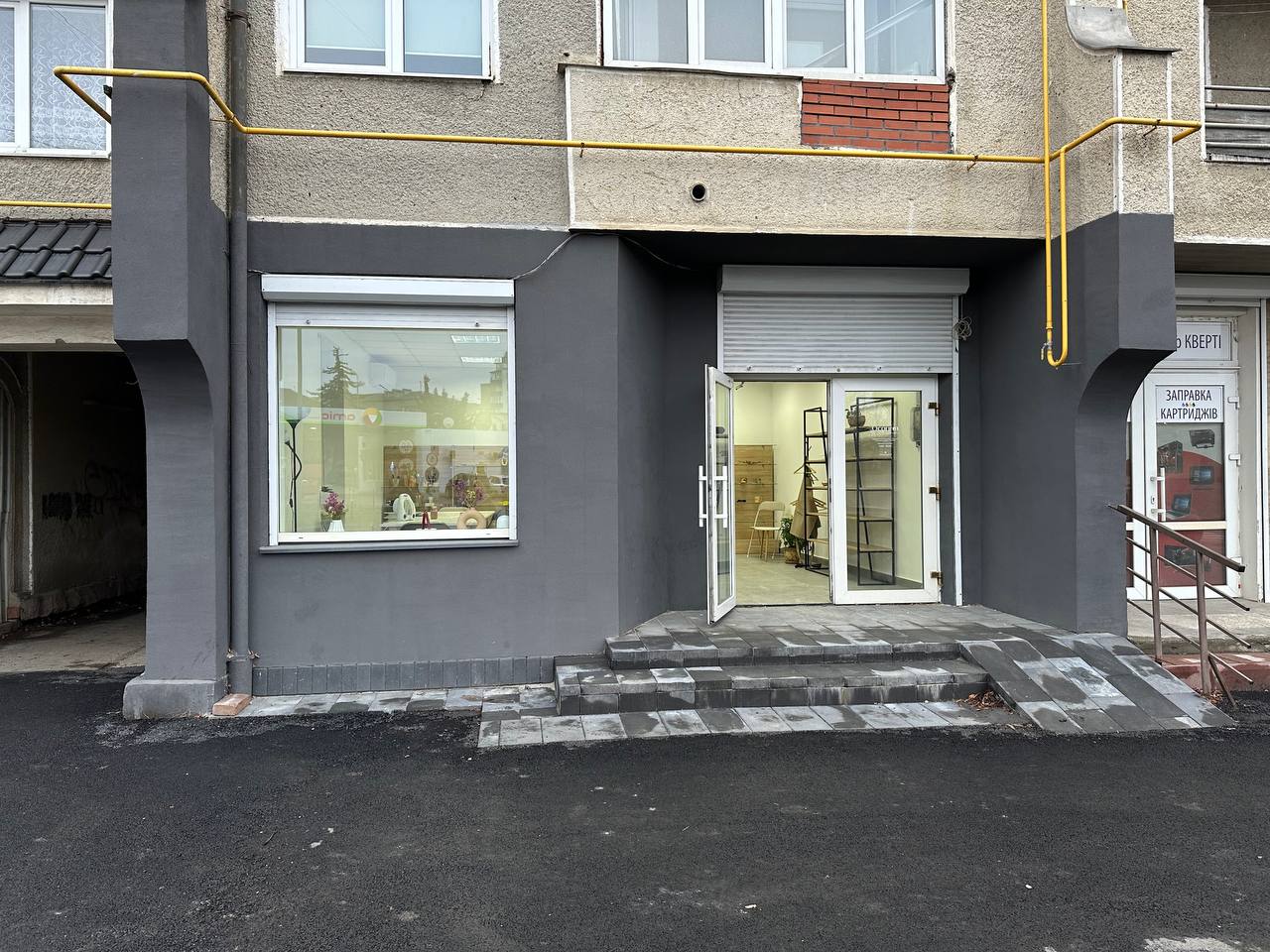 Продається комерційне приміщення вільного призначення