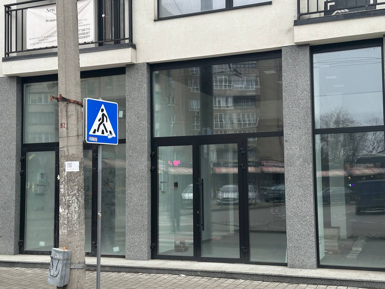 Здається в оренду комерційне фасадне приміщення 57.3 м2