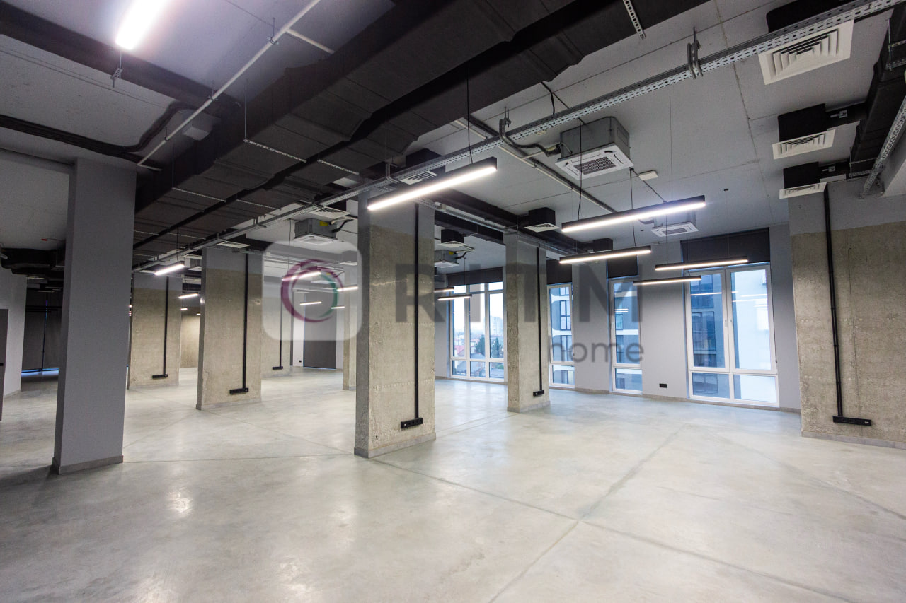 Оренда комерційного приміщення у БЦ Парус Преміум по вул. Кульпарківська 93