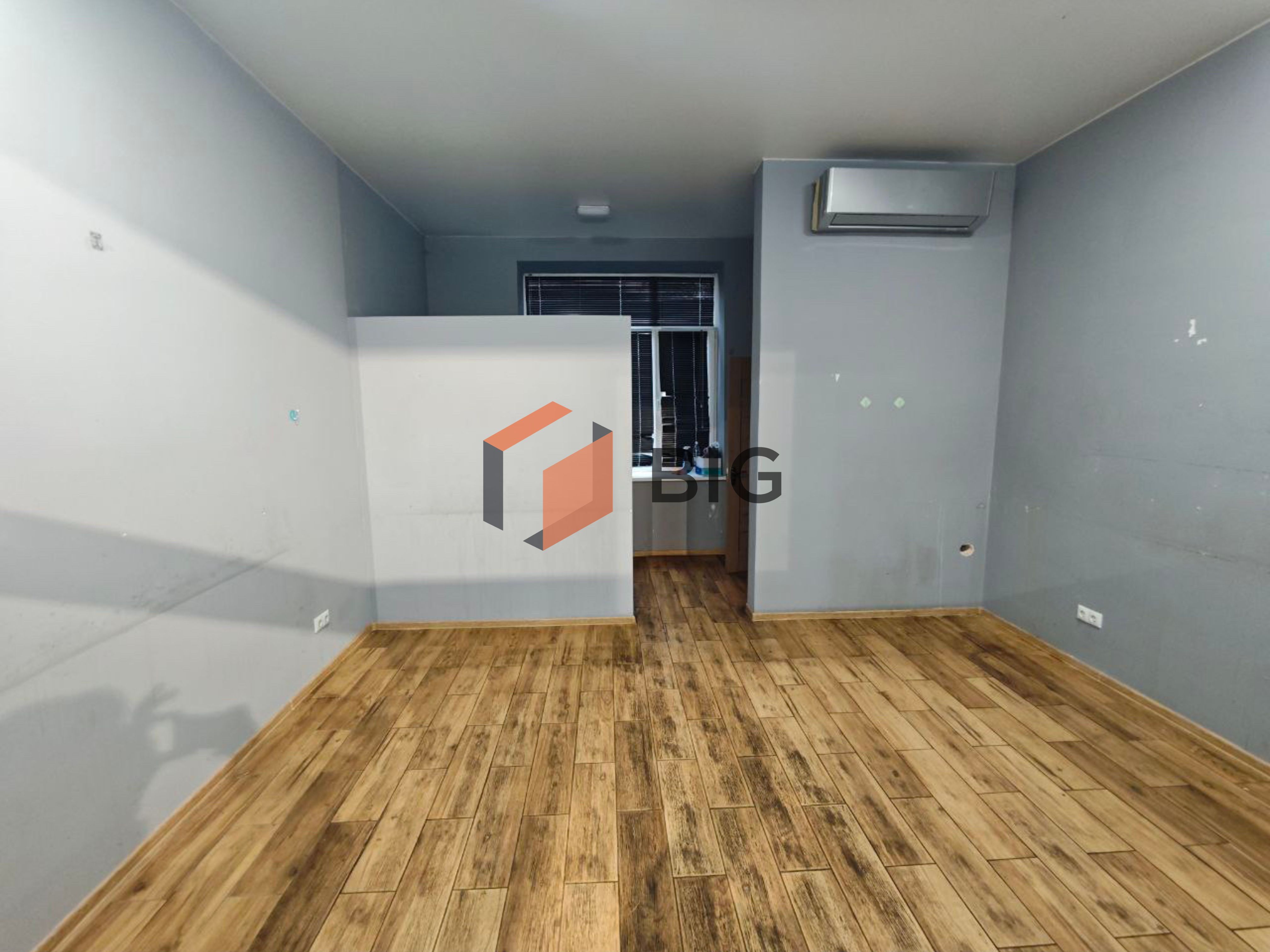 Здається комерційне приміщення по вул. Рівненській