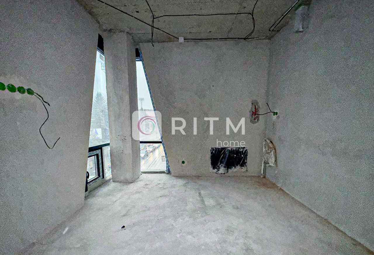 Оренда комерційного приміщення — вул. Бандери, 16, центр міста