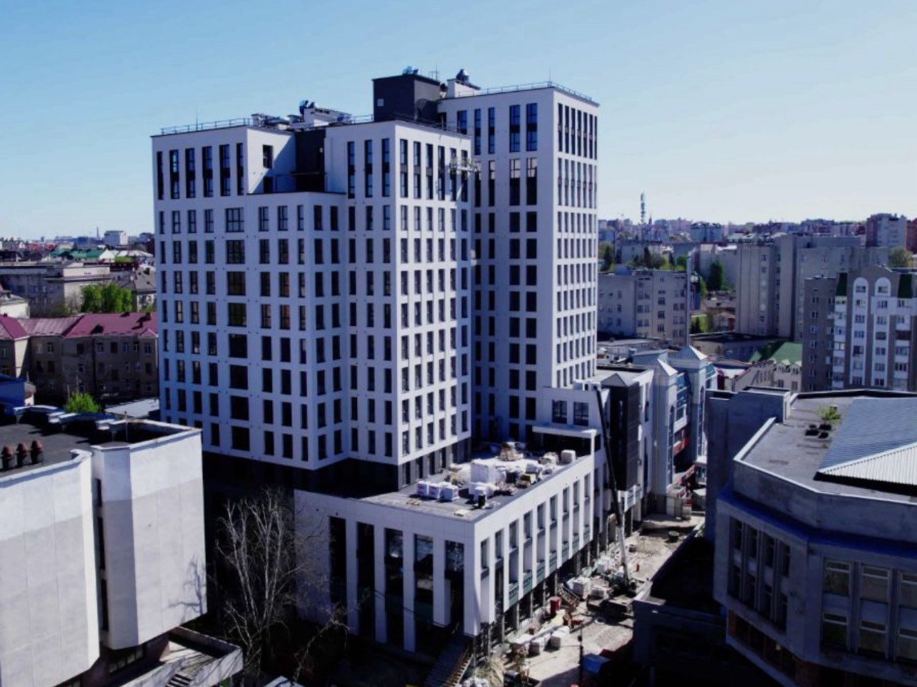 Продається комерційне приміщення у прохідному та перспективному районі міста по вул. А.Шептицького