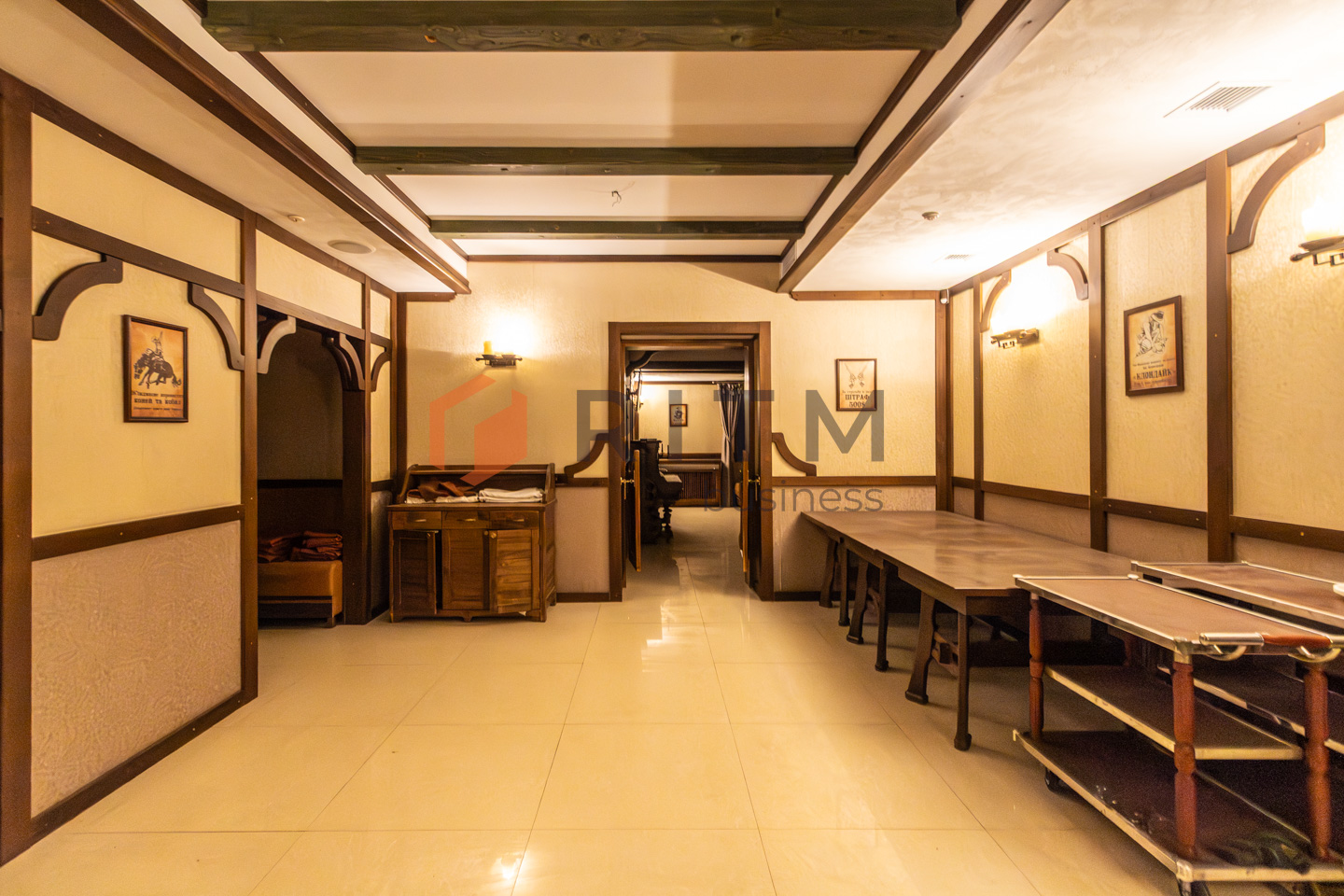 Фасад 470 м² у Пасічній: Перша лінія, Львівська траса та транспортний хаб!