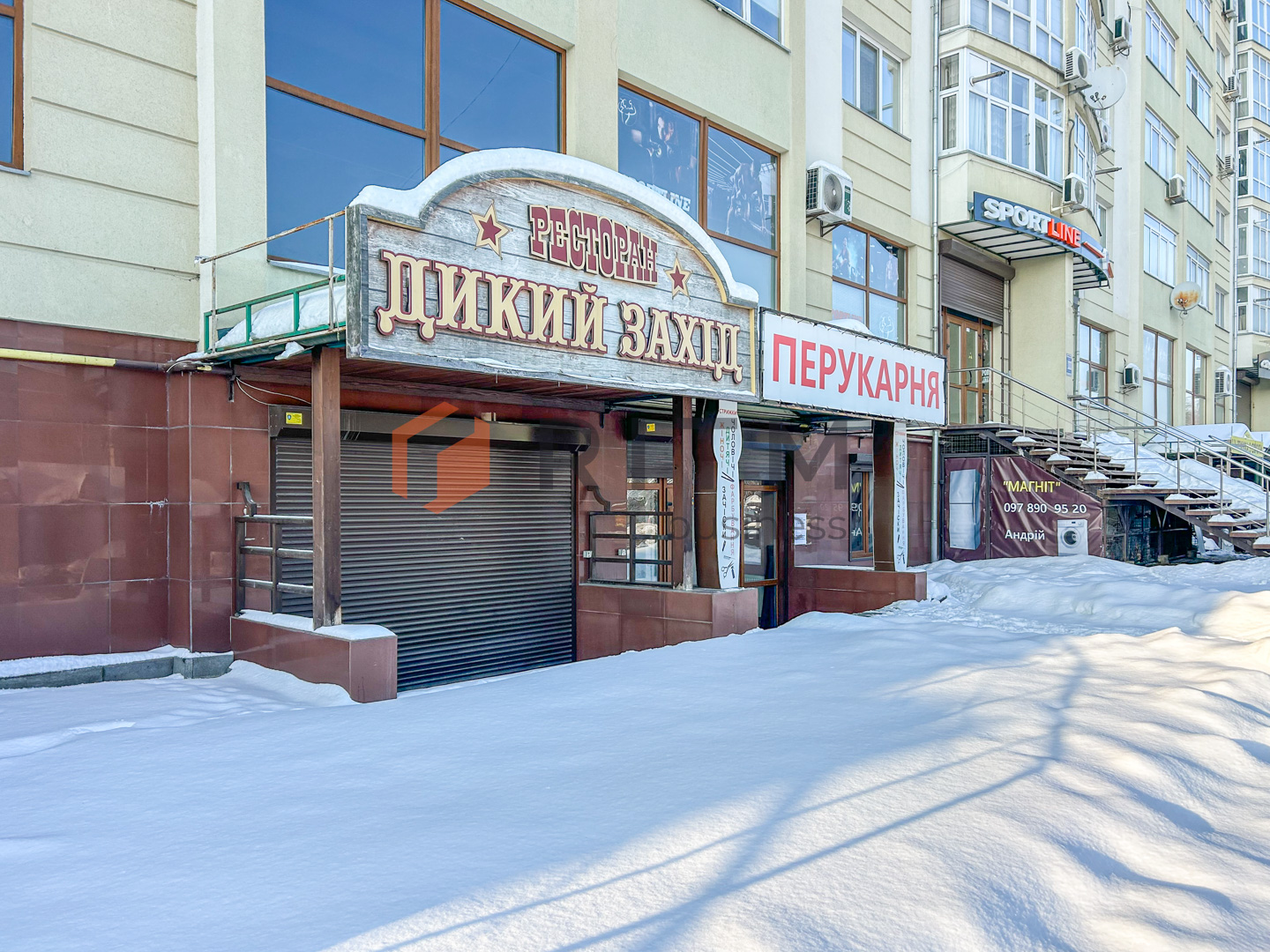 Фасад 470 м² у Пасічній: Перша лінія, Львівська траса та транспортний хаб!