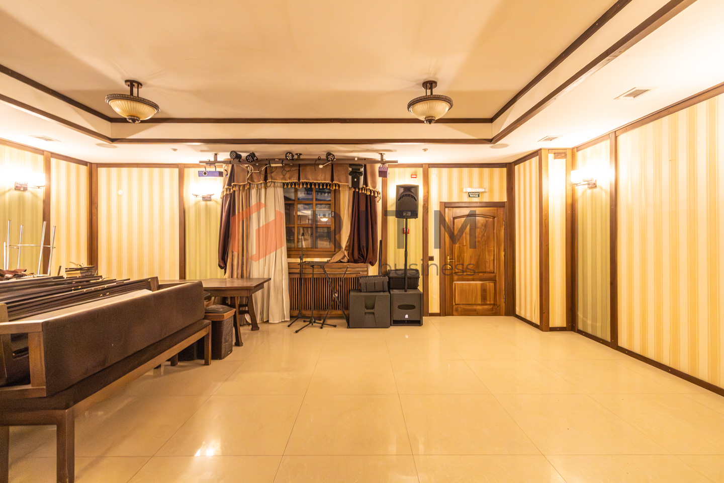 Оренда комерційного приміщення з найкращою візуальною доступністю в мікрорайоні Пасічна.