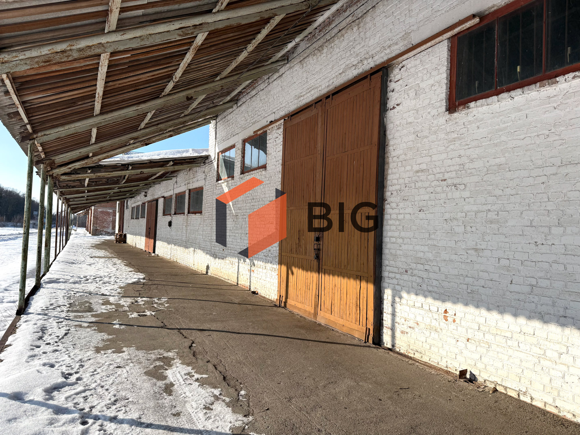 Здаються в оренду складські приміщення в межах м. Луцька