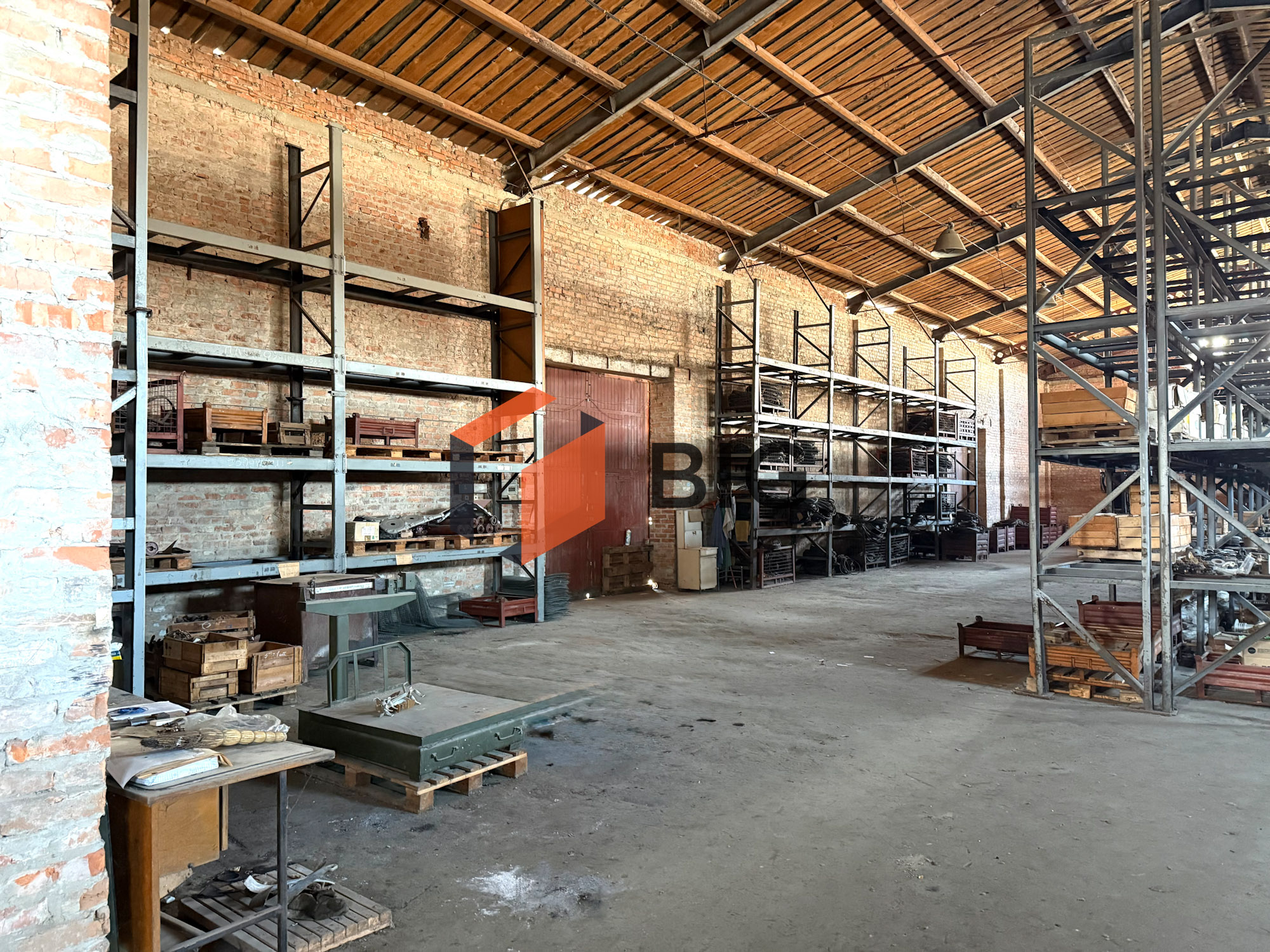 Здаються в оренду складські приміщення в межах м. Луцька