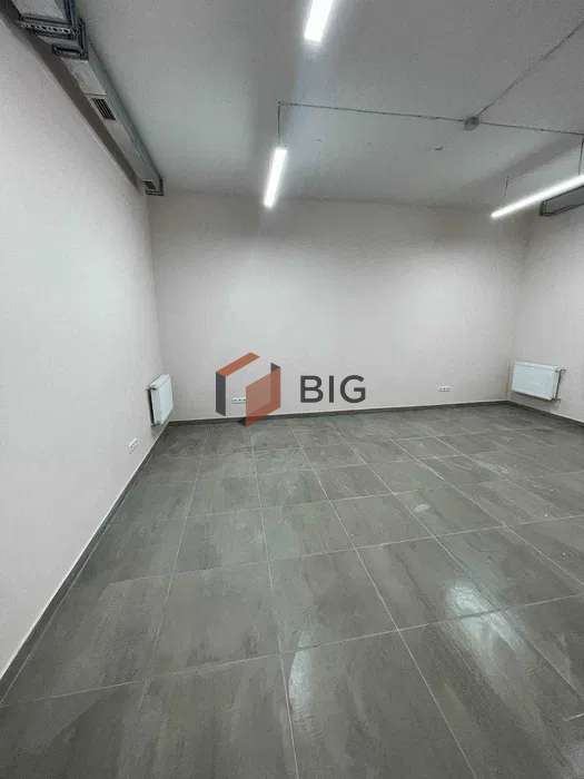 Здається в оренду комерційне приміщення 34 кв.м.,вул. Привокзальна , ЖК Дрім Таун.