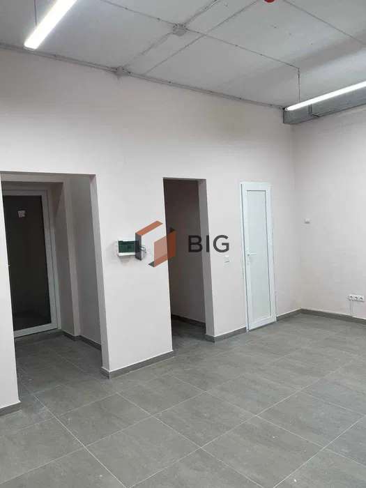 Здається в оренду комерційне приміщення 34 кв.м.,вул. Привокзальна , ЖК Дрім Таун.