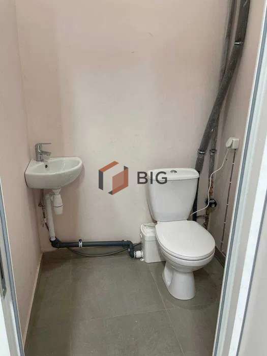 Здається в оренду комерційне приміщення 34 кв.м.,вул. Привокзальна , ЖК Дрім Таун.