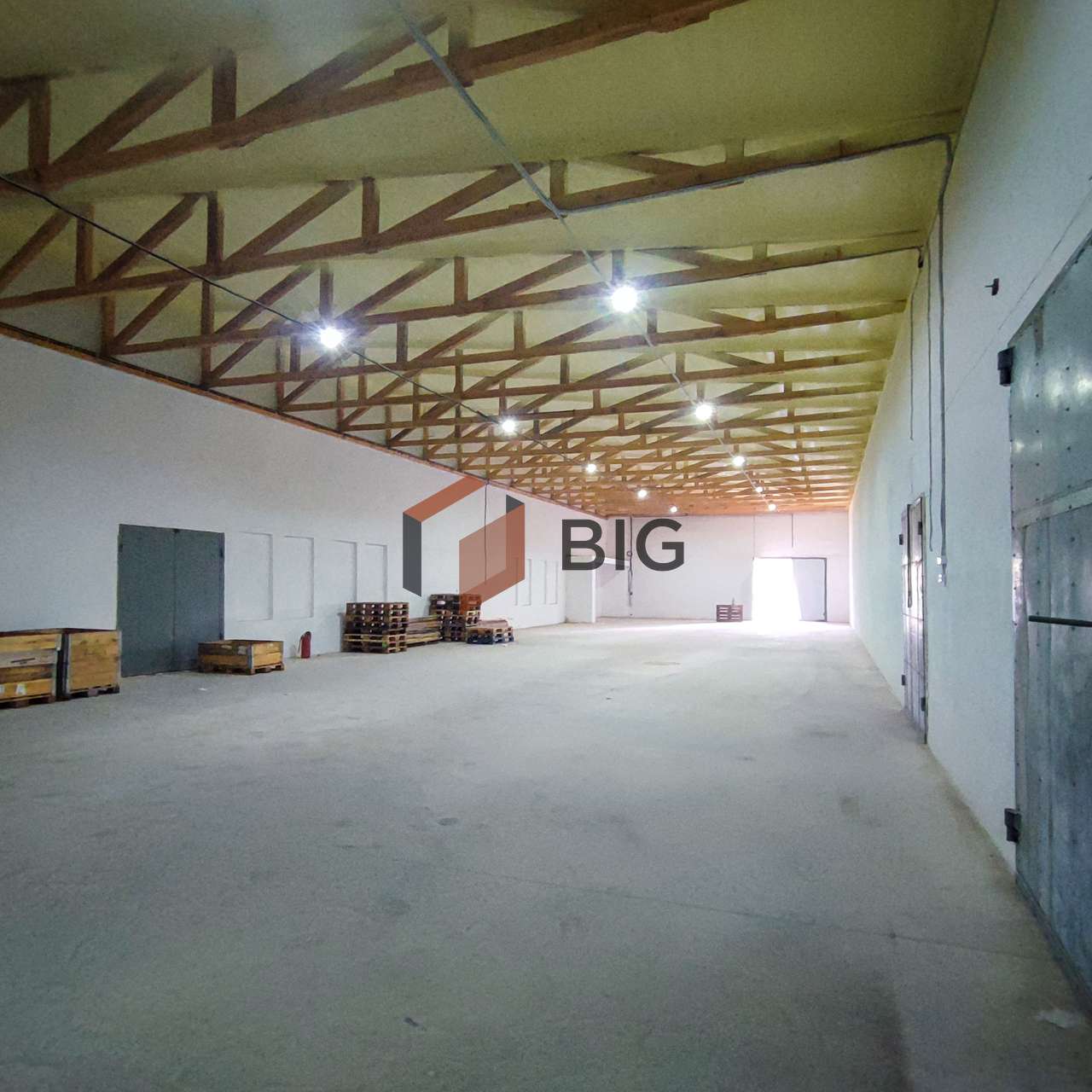 Новий склад 428 м² в Ямниці (Клас B+). Рампа + Заїзд