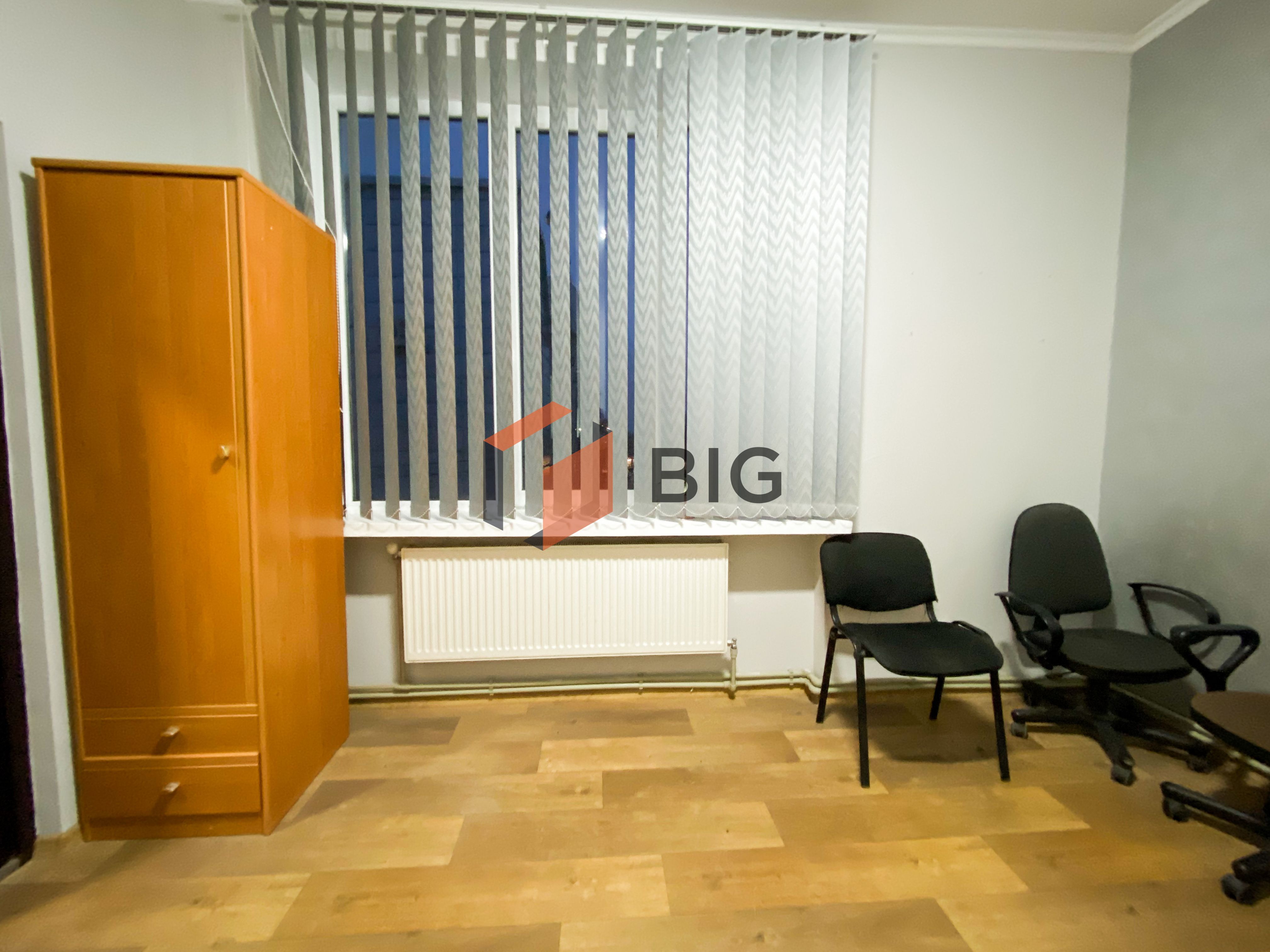 Здається в оренду приміщення 11 кв.м на вул. Червоного Хреста, район Пакко.