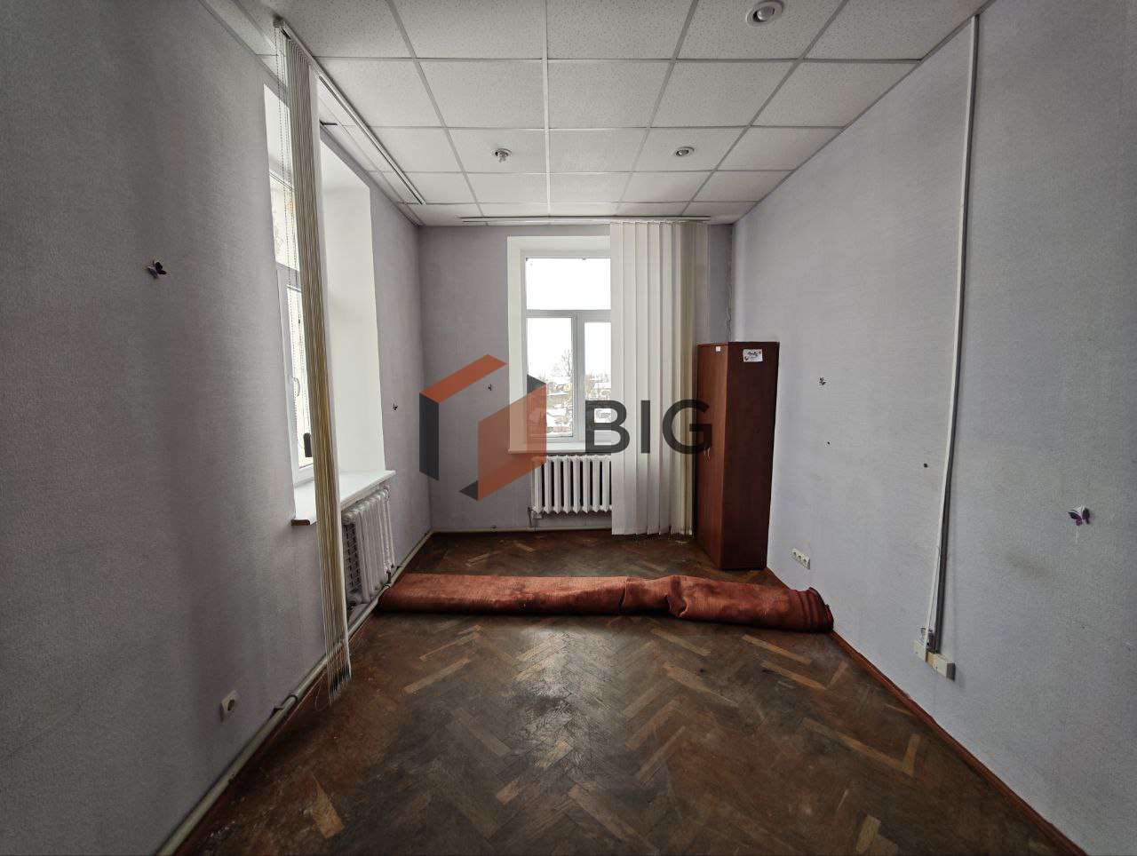 Здається в оренду офісні приміщення у центрі міста