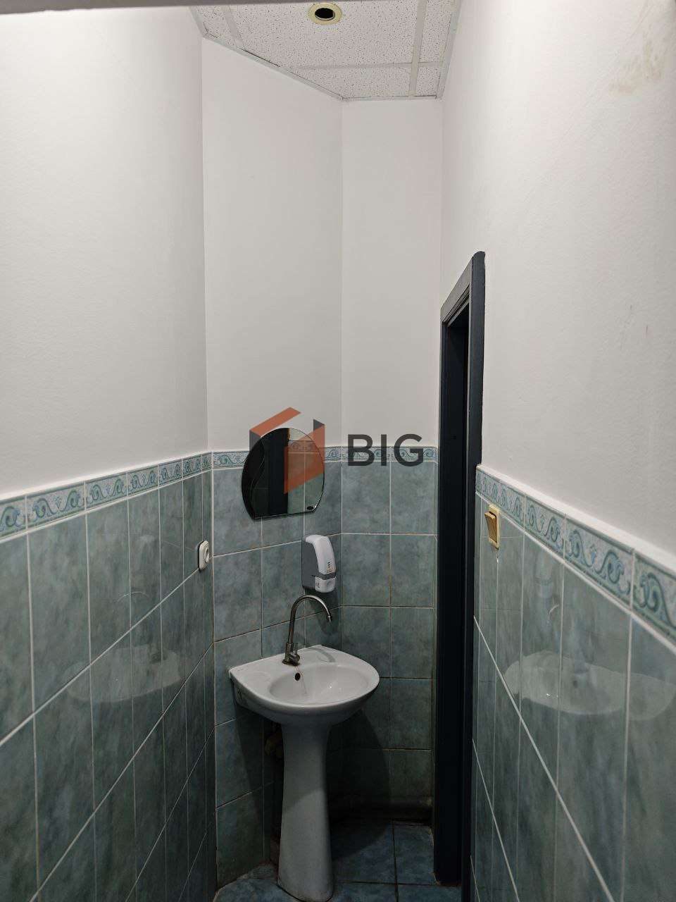 Здається в оренду офісні приміщення у центрі міста