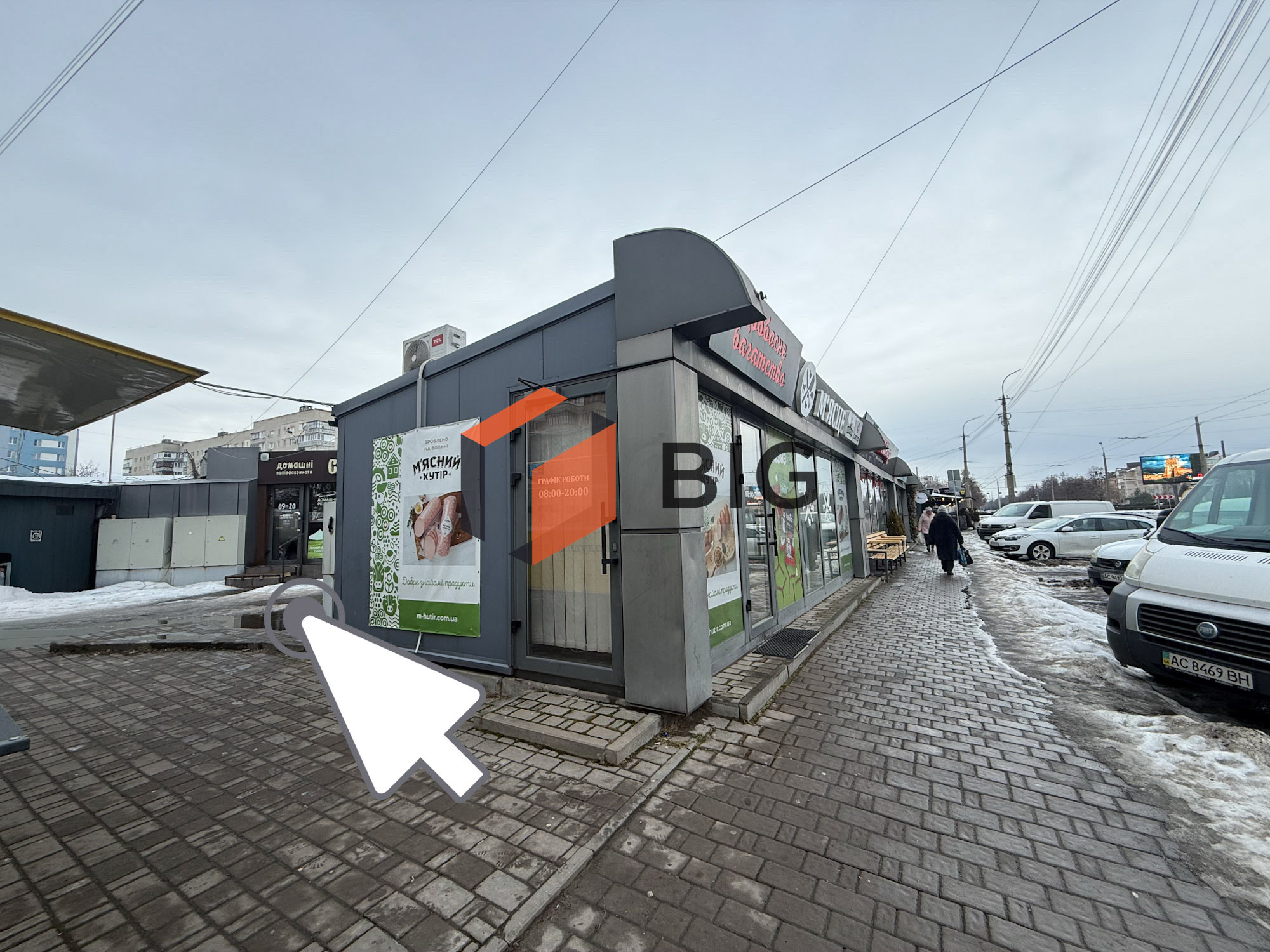 Продається комерційне приміщення  на Північному Ринку. площею 25 кв.м — чудовий варіант під магазин, кав’ярню або студію.