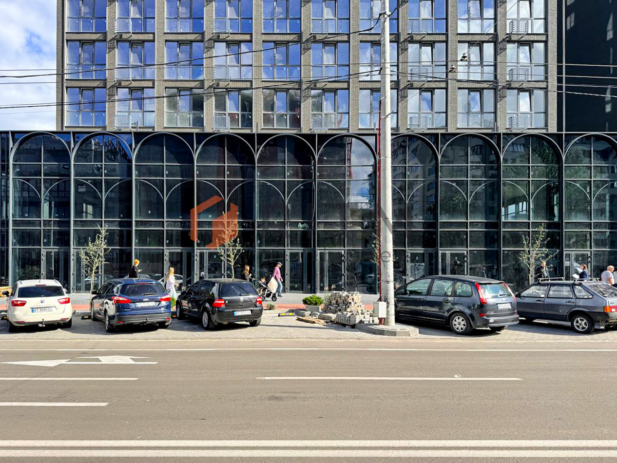 Оренда фасадного приміщення 145 м² у центрі — ЖК «Ярко Центр», Південний Бульвар