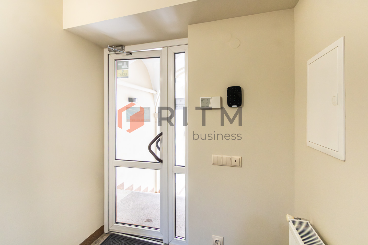 Офіс-фортеця в центрі: 105 м², меблі, техніка та 15 годин повної автономності!