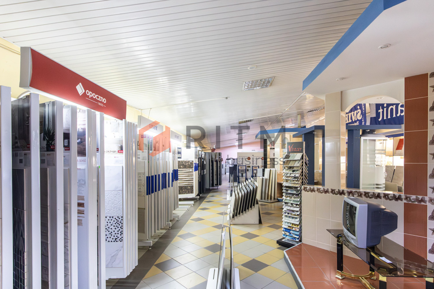 Продаж потужного комерційного комплексу (Будмаркет «ІДЕАЛ») — вул. Гетьмана Сагайдачного