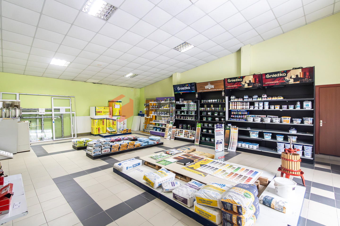 Продаж потужного комерційного комплексу (Будмаркет «ІДЕАЛ») — вул. Гетьмана Сагайдачного